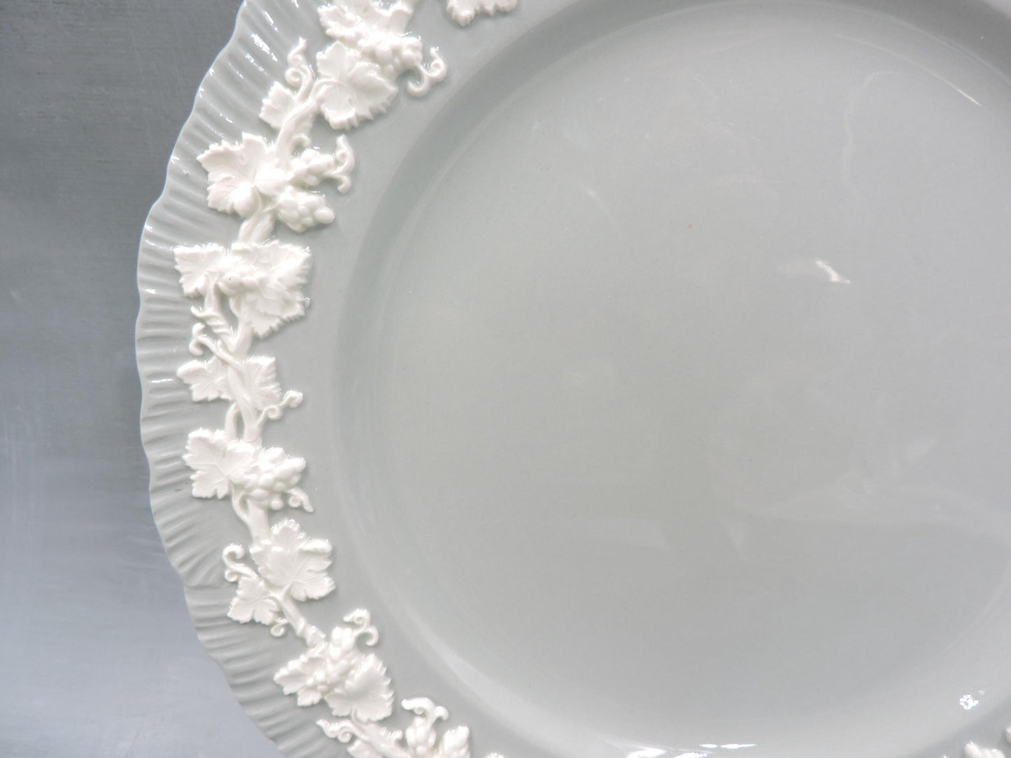 Wedgwood Queens ware Grey Shell Edge Luncheon Plate
