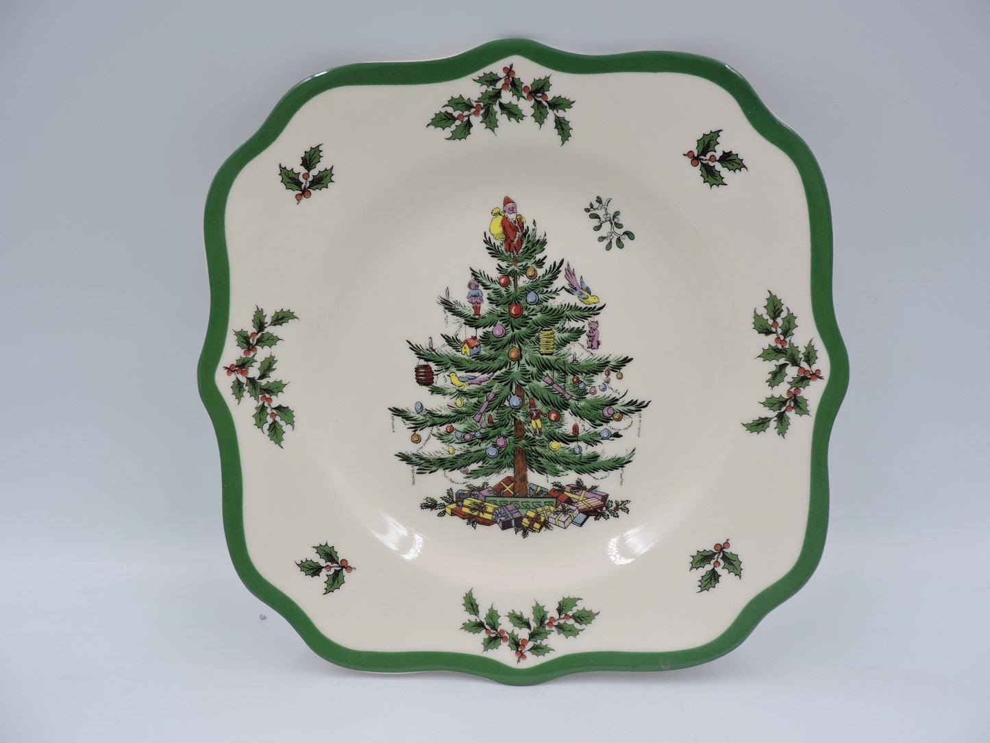 Spode Christmas Tree 9 Inch Scalloped Salad Plate Set of 3