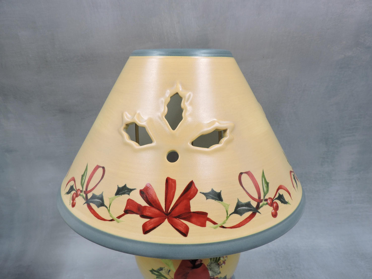 Lenox  holiday Winter greetings tealight lamp