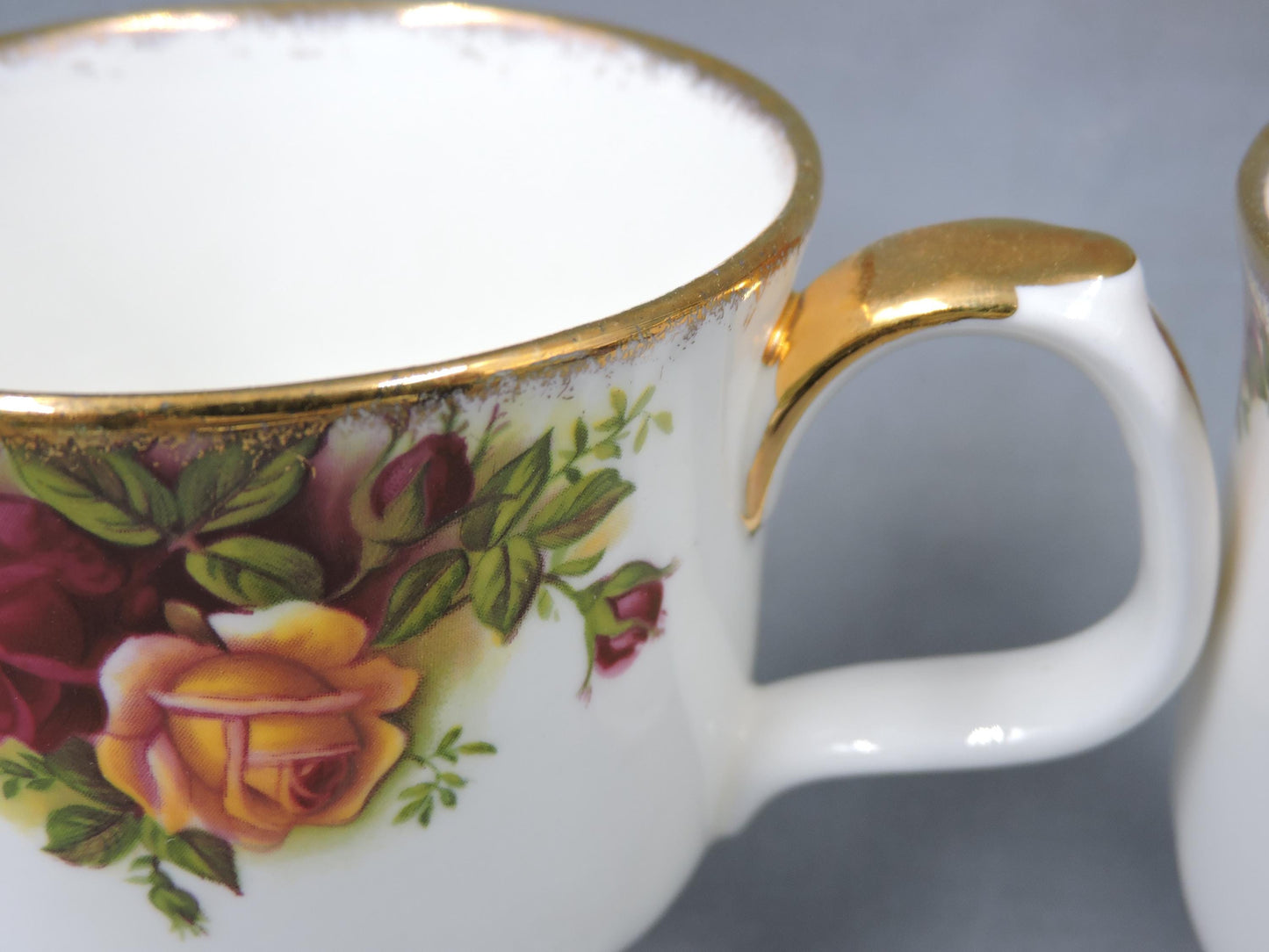 Royal Albert Old Country Roses Mug Set of 2