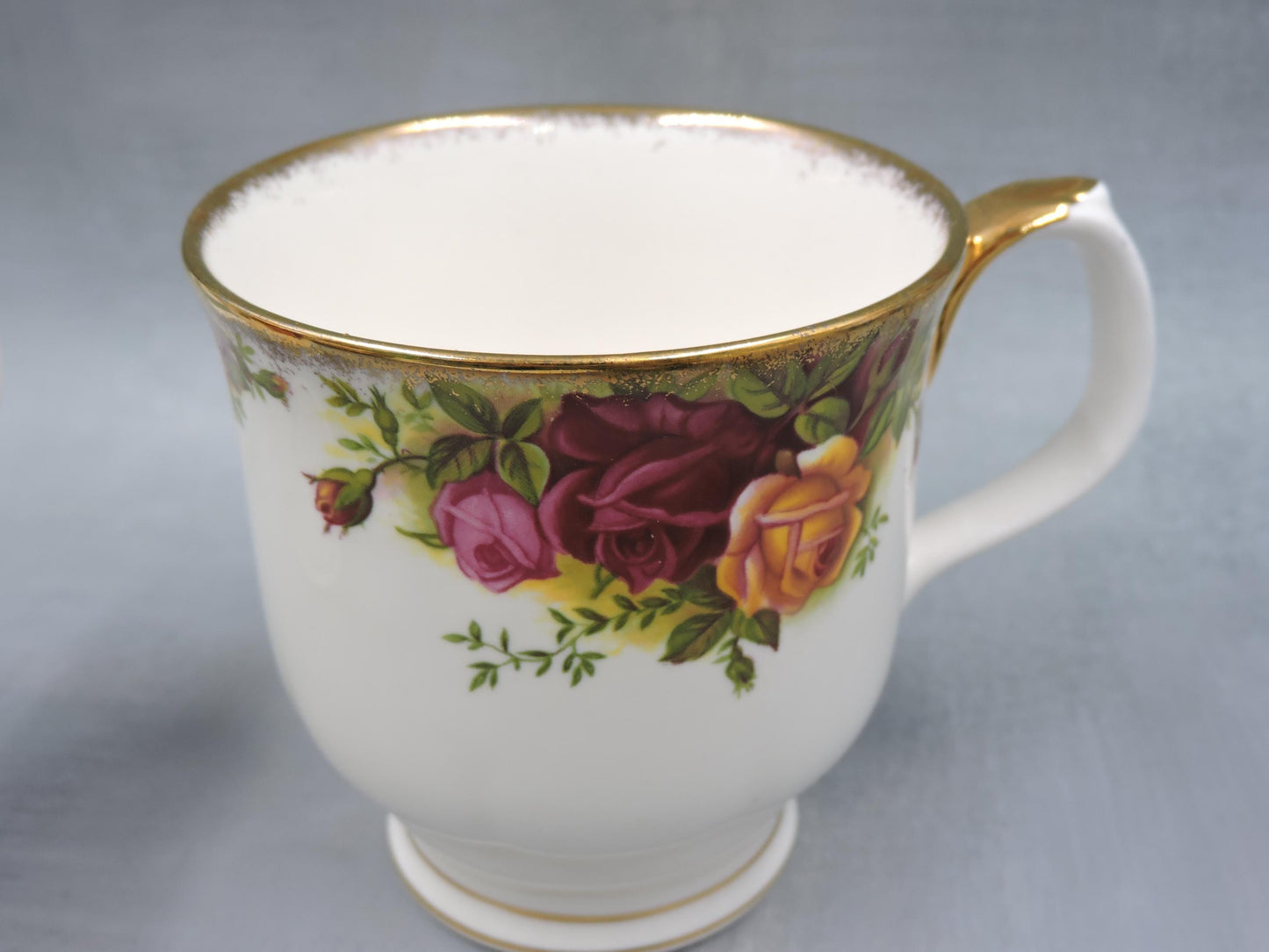 Royal Albert Old Country Roses Mug Set of 2