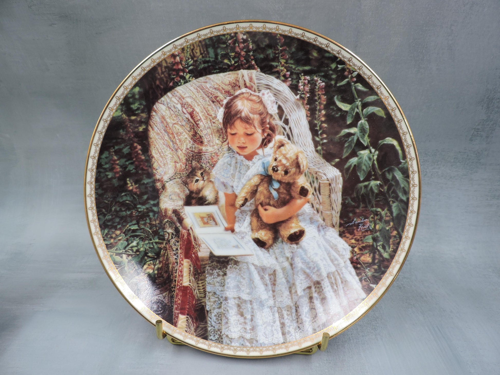 Sandra Kuck "Teddy Bear Tales" wall deco plate #1326