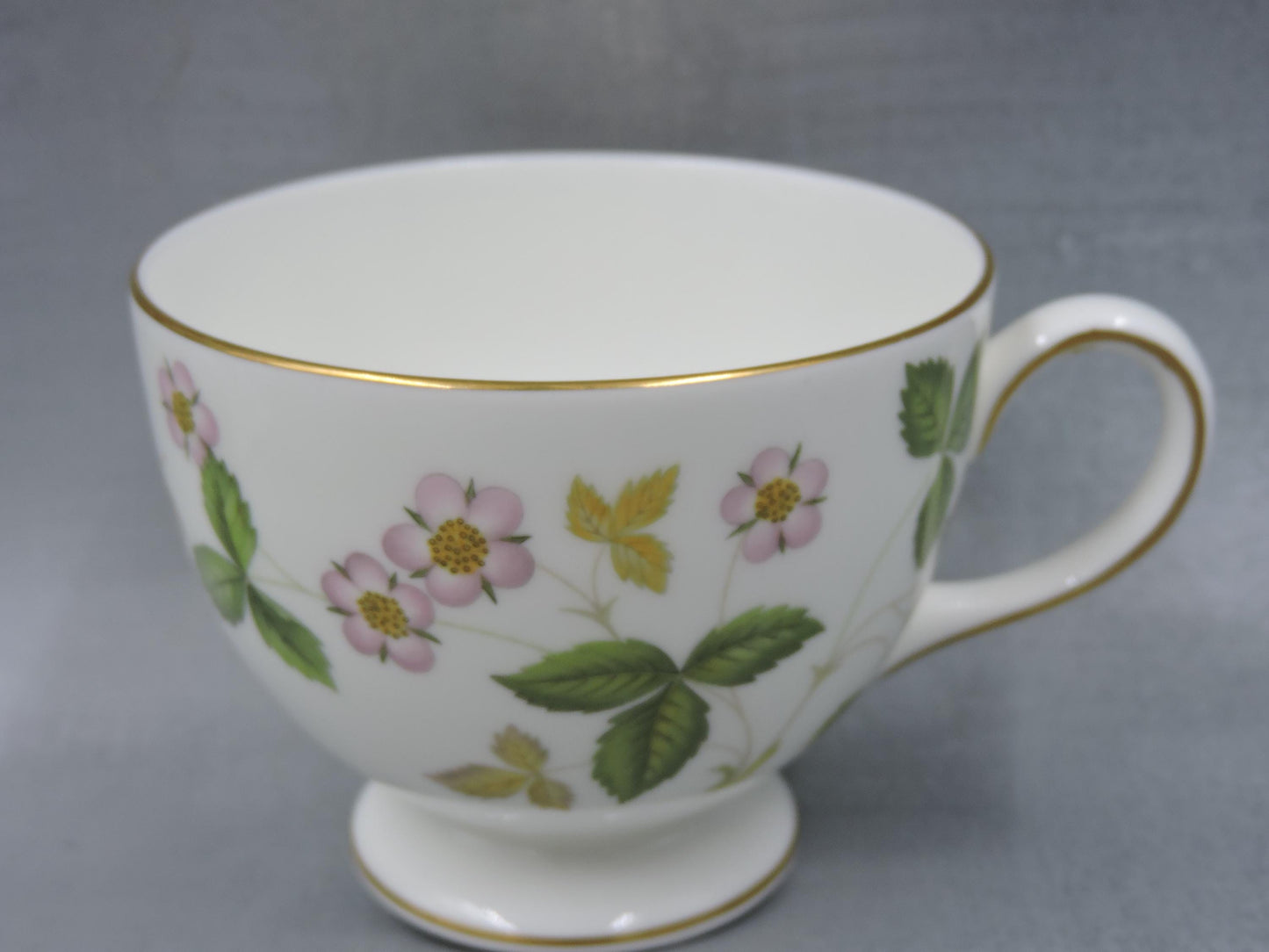 Wedgwood Wild Strawberry Tea Cup