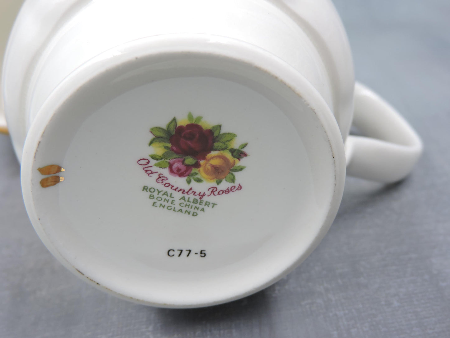 Royal Albert Old Country Roses Mug Set of 2