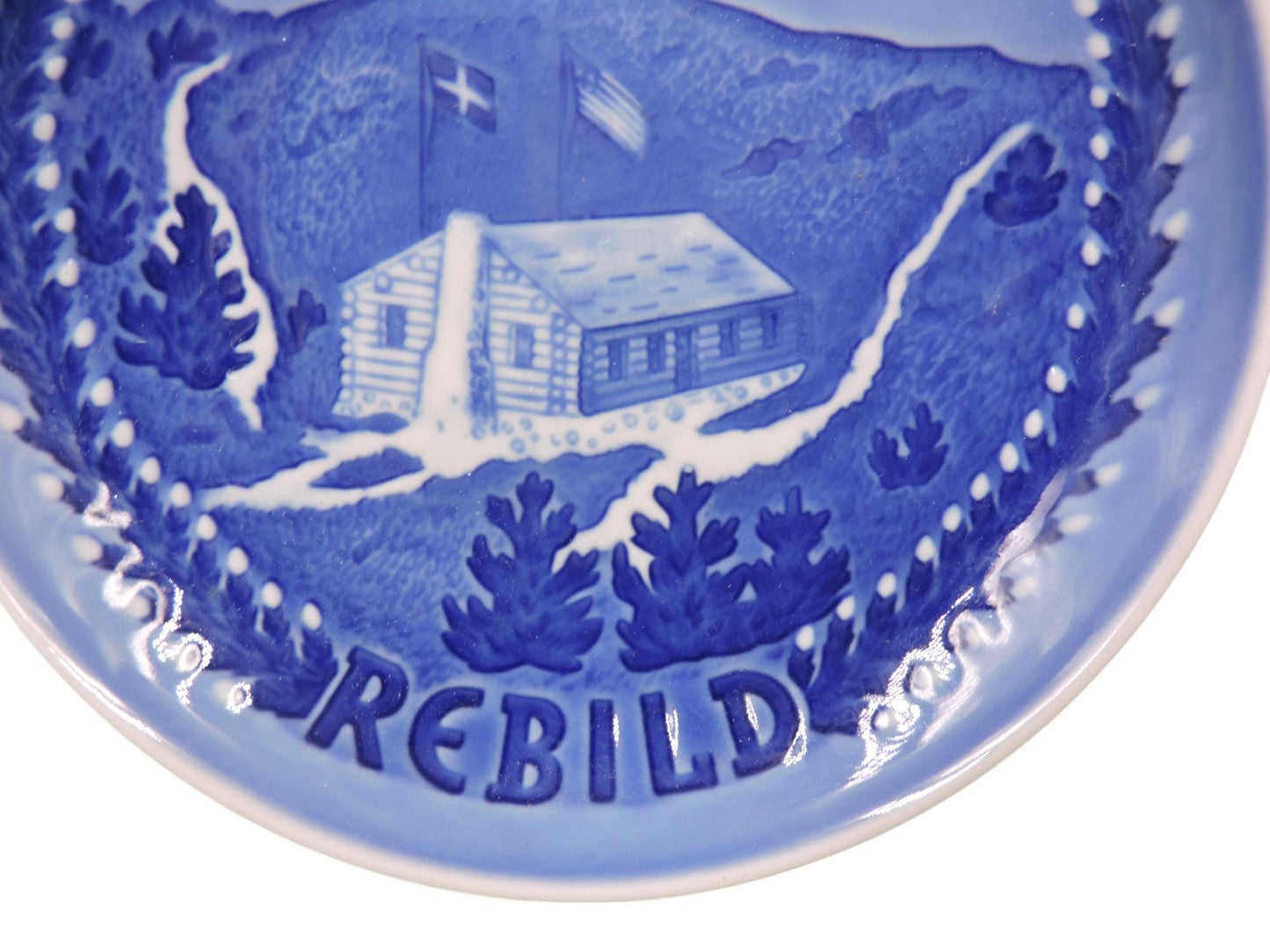 Bing & Grondahl Royal Copenhagen Denmark Plate set of 2