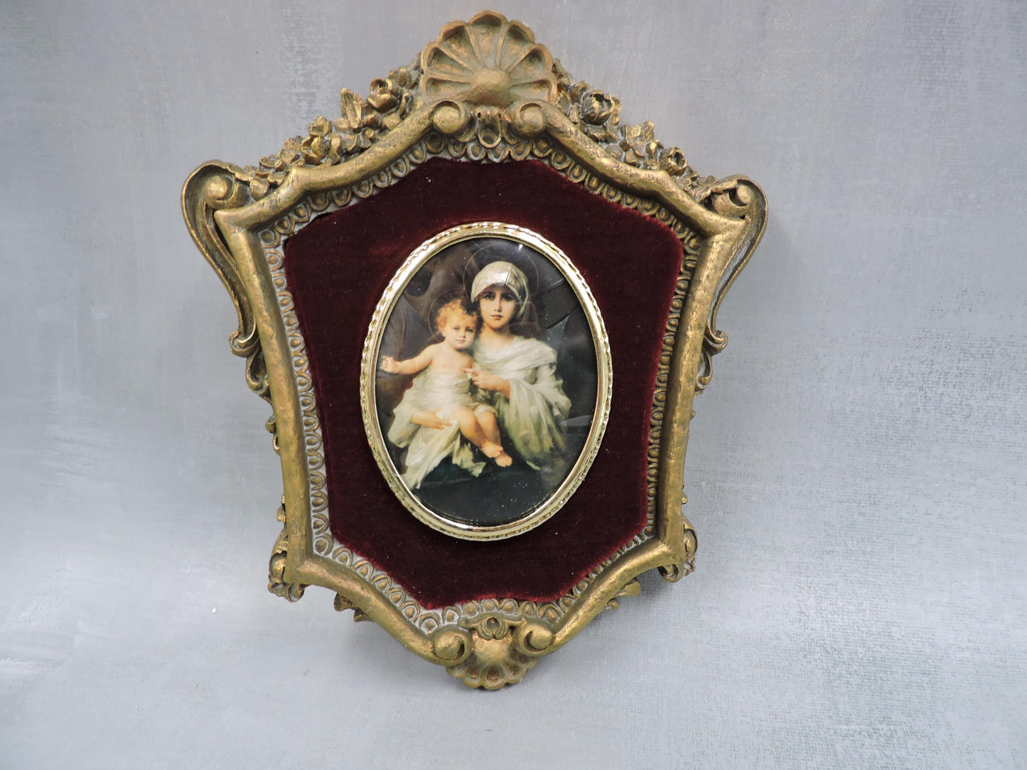 Lady Portrait with Baby Cameo Victorian Oval Dome Glass Frame