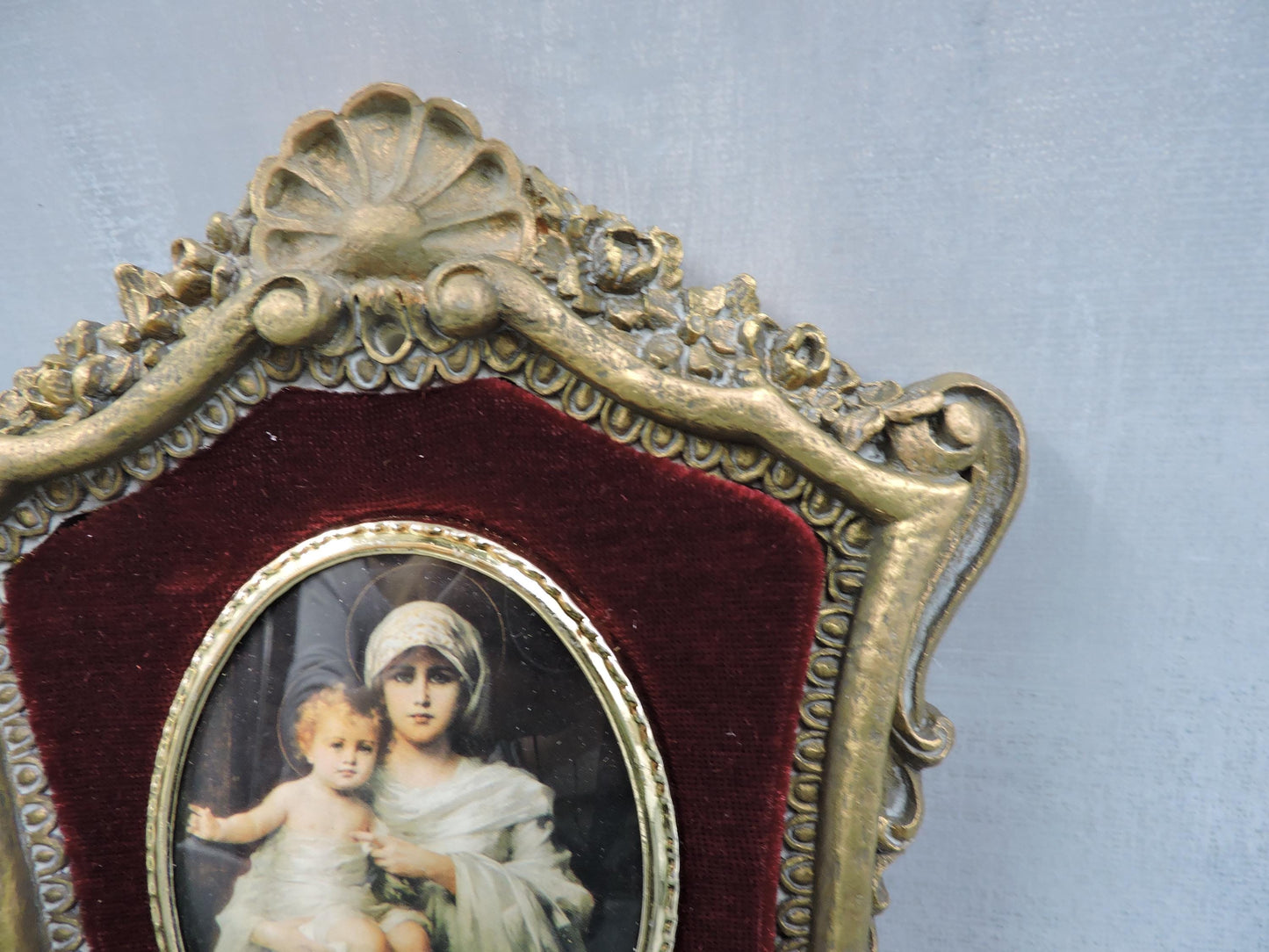 Lady Portrait with Baby Cameo Victorian Oval Dome Glass Frame