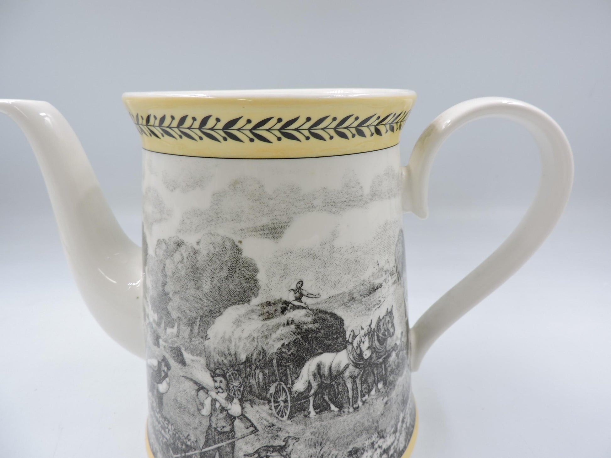 Villeroy and Boch Audun Tea Pot (no lid)