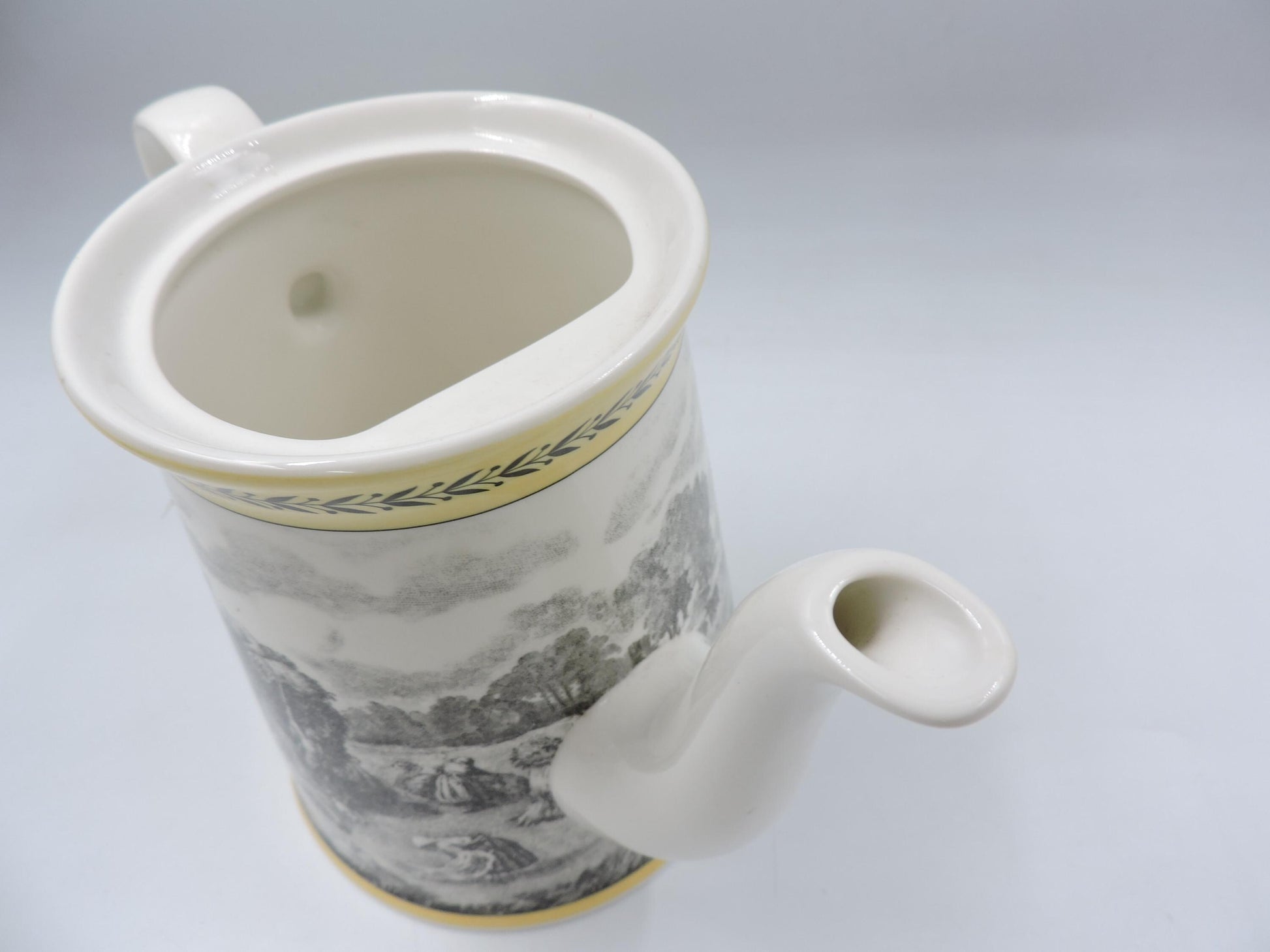 Villeroy and Boch Audun Tea Pot (no lid)