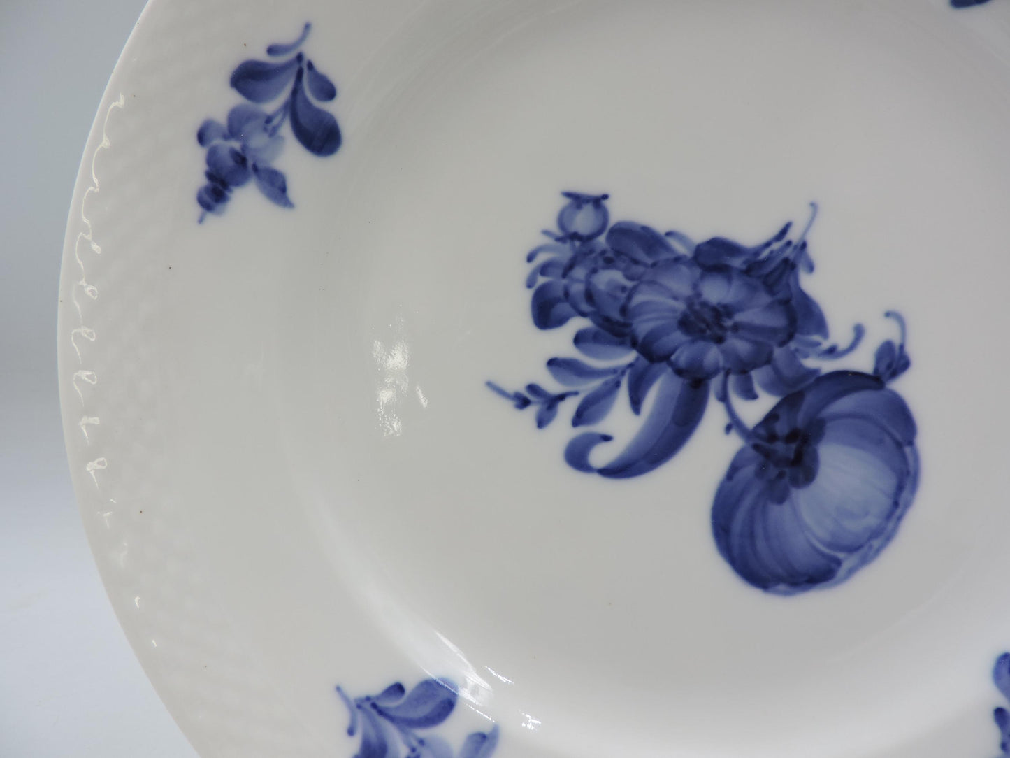 Royal Copenhagen Blue Flower Dinner Plate (Chip) #133