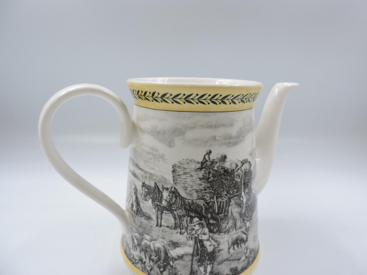 Villeroy and Boch Audun Tea Pot (no lid)
