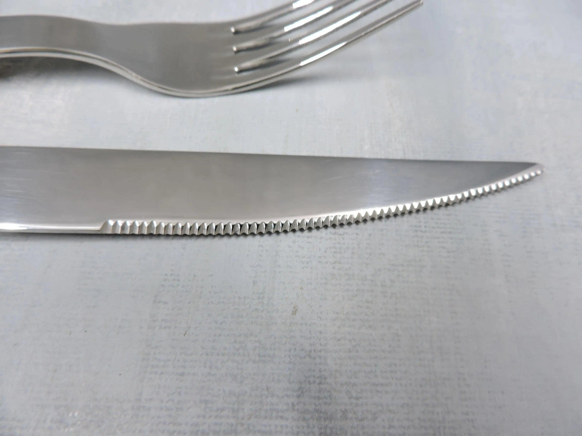 Sabre Bistrot Flatware – 3‑Piece Set , Ivory
