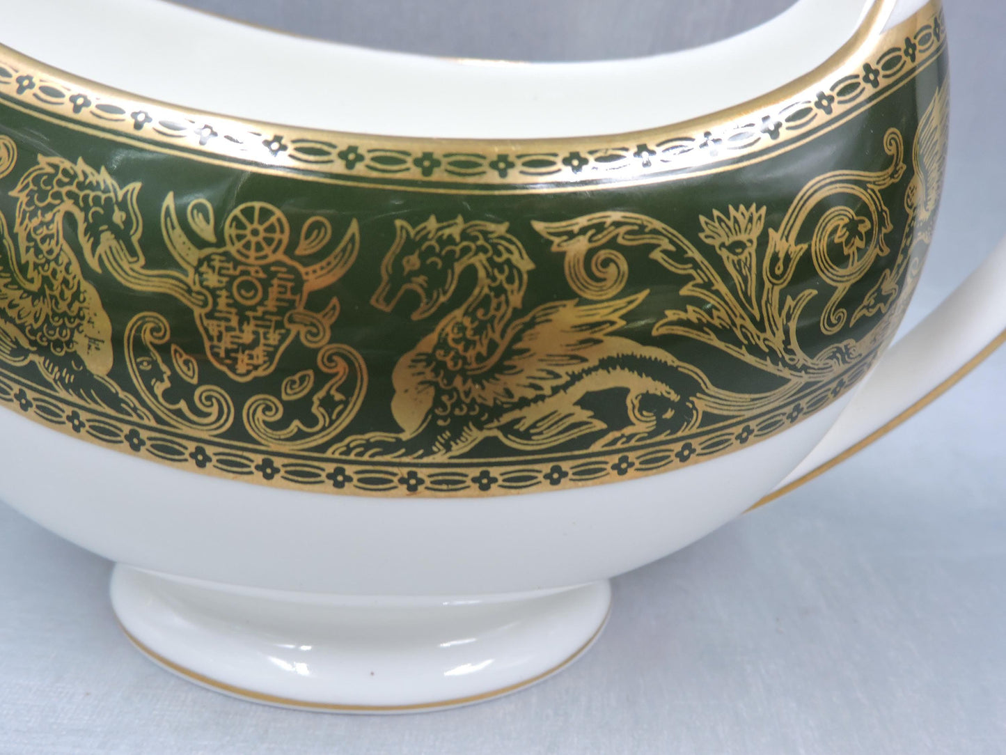 Wedgwood Florentine Green Gold W4170 Gravy boat (s)