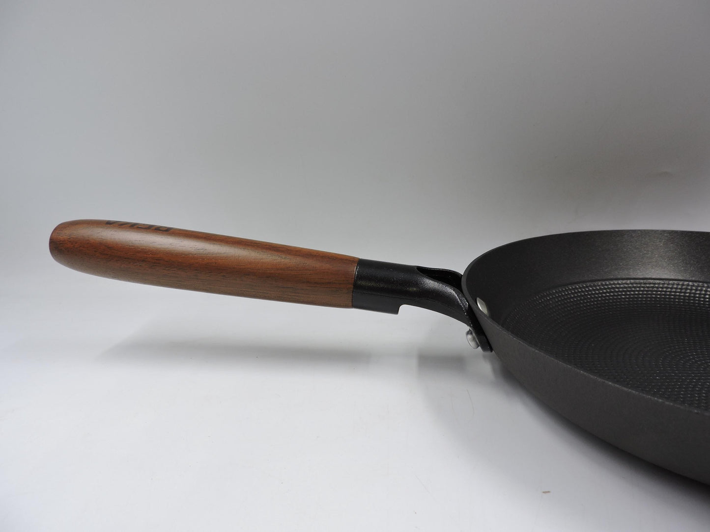 Beka Seasoned Cast Iron Frying Pan 9.4"