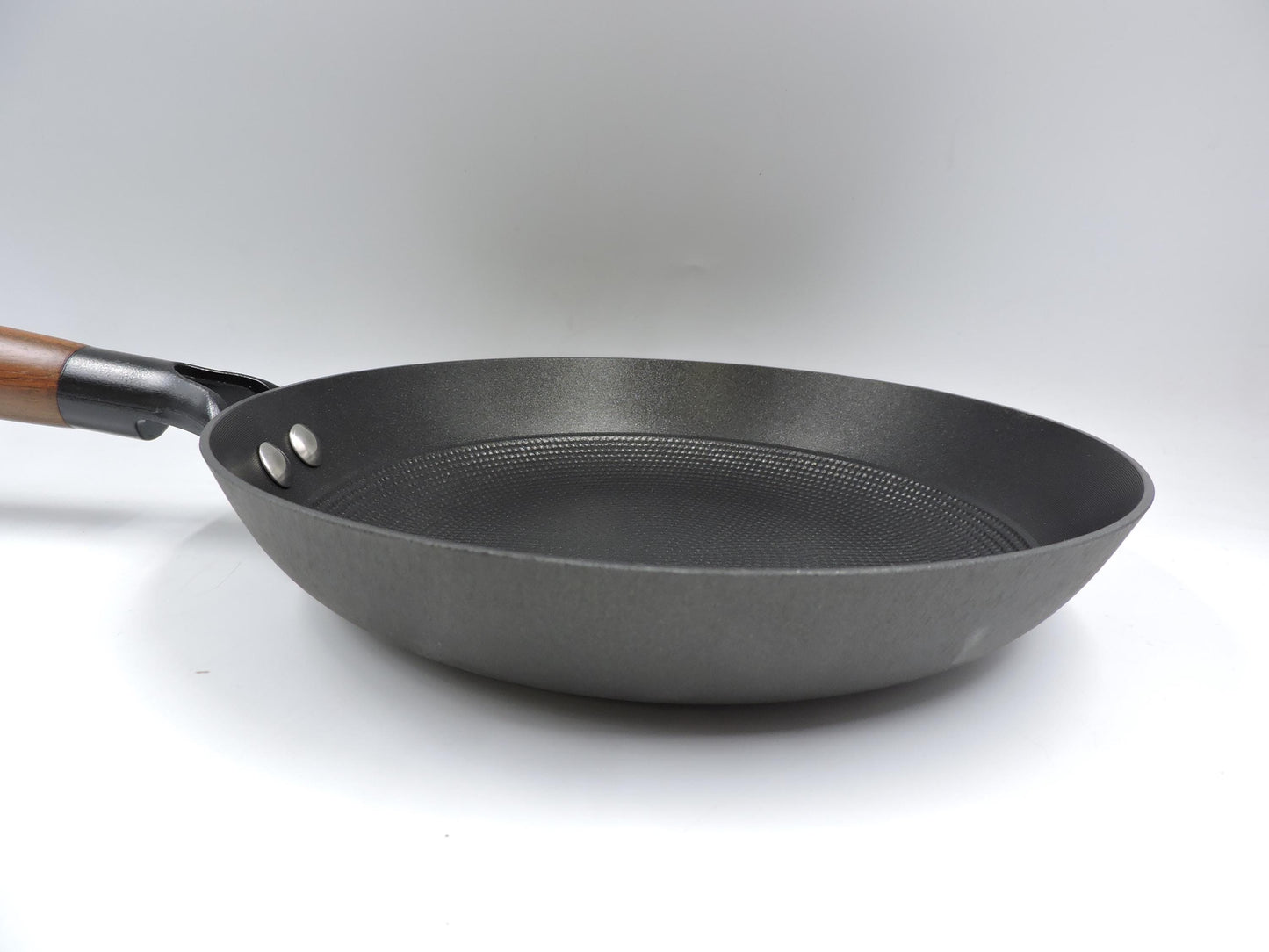 Beka Seasoned Cast Iron Frying Pan 9.4"