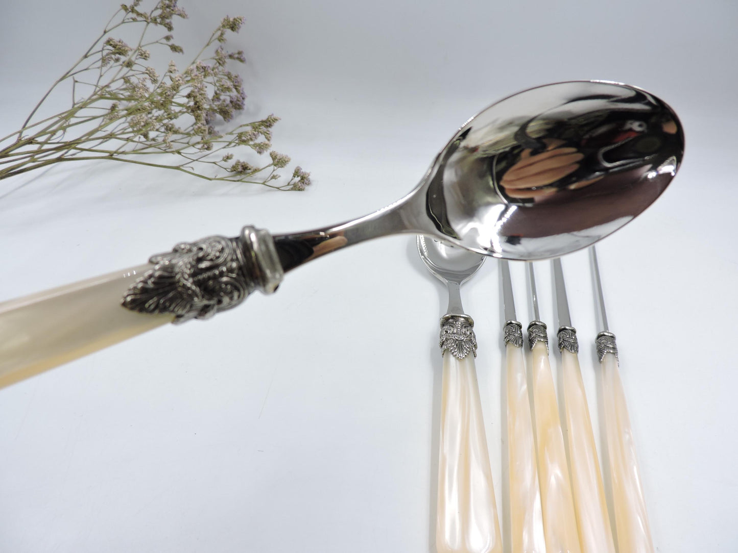 EME Flatware Napoleon Spoon, chopsticks 4pcs (Brand New)