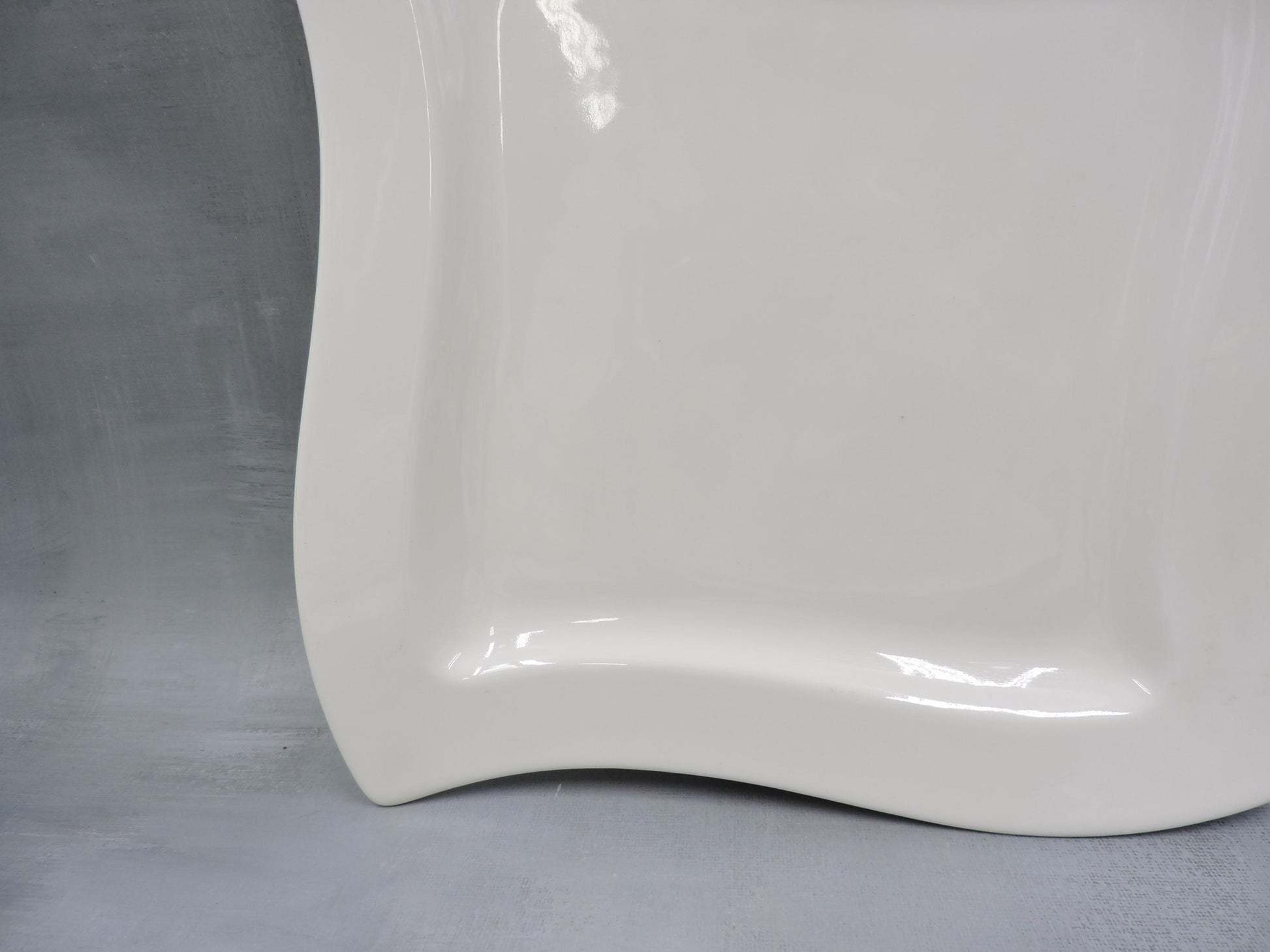 10-2525-2647 Villeroy and Boch New Wave Square Salad Plate