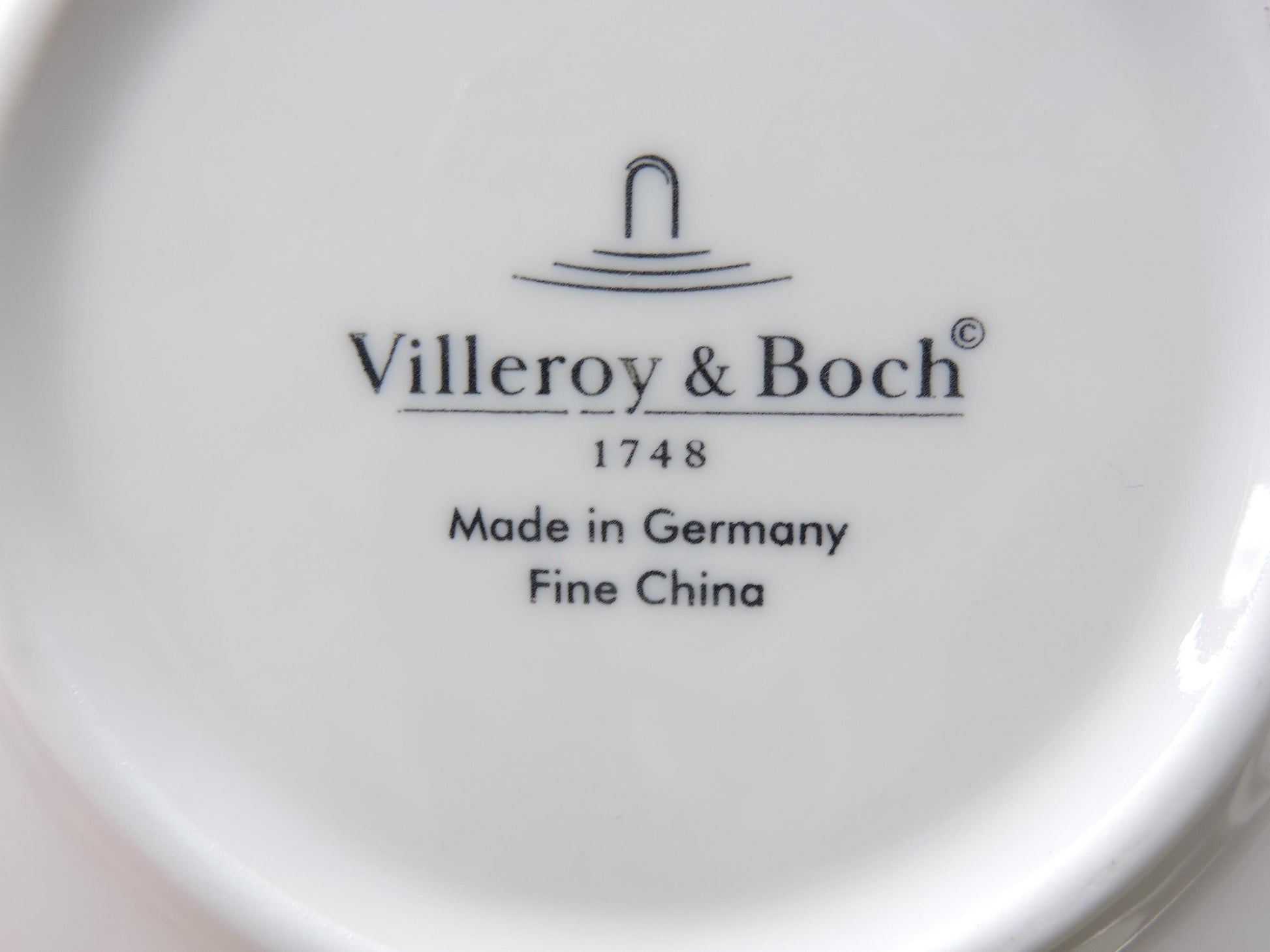 Villeroy & Boch 10‑3420‑1250 Flow Large Saucer