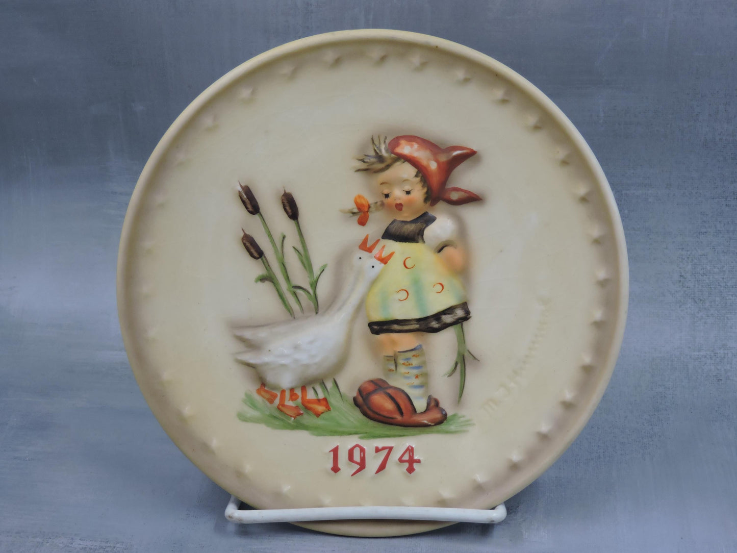 Hummel 1974 Plate
