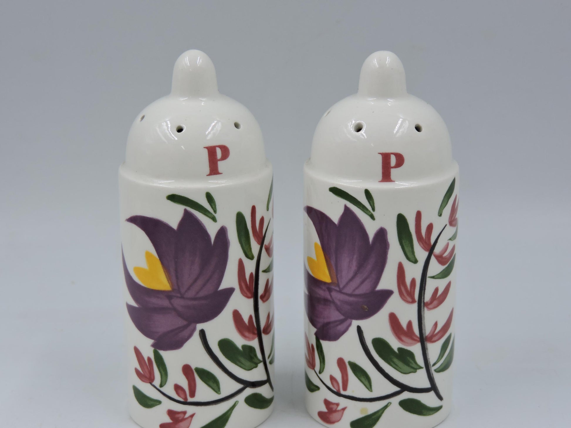 Portmeirion Welsh Dresser Pepper Shaker Set – 4.5" (2 Peppers)