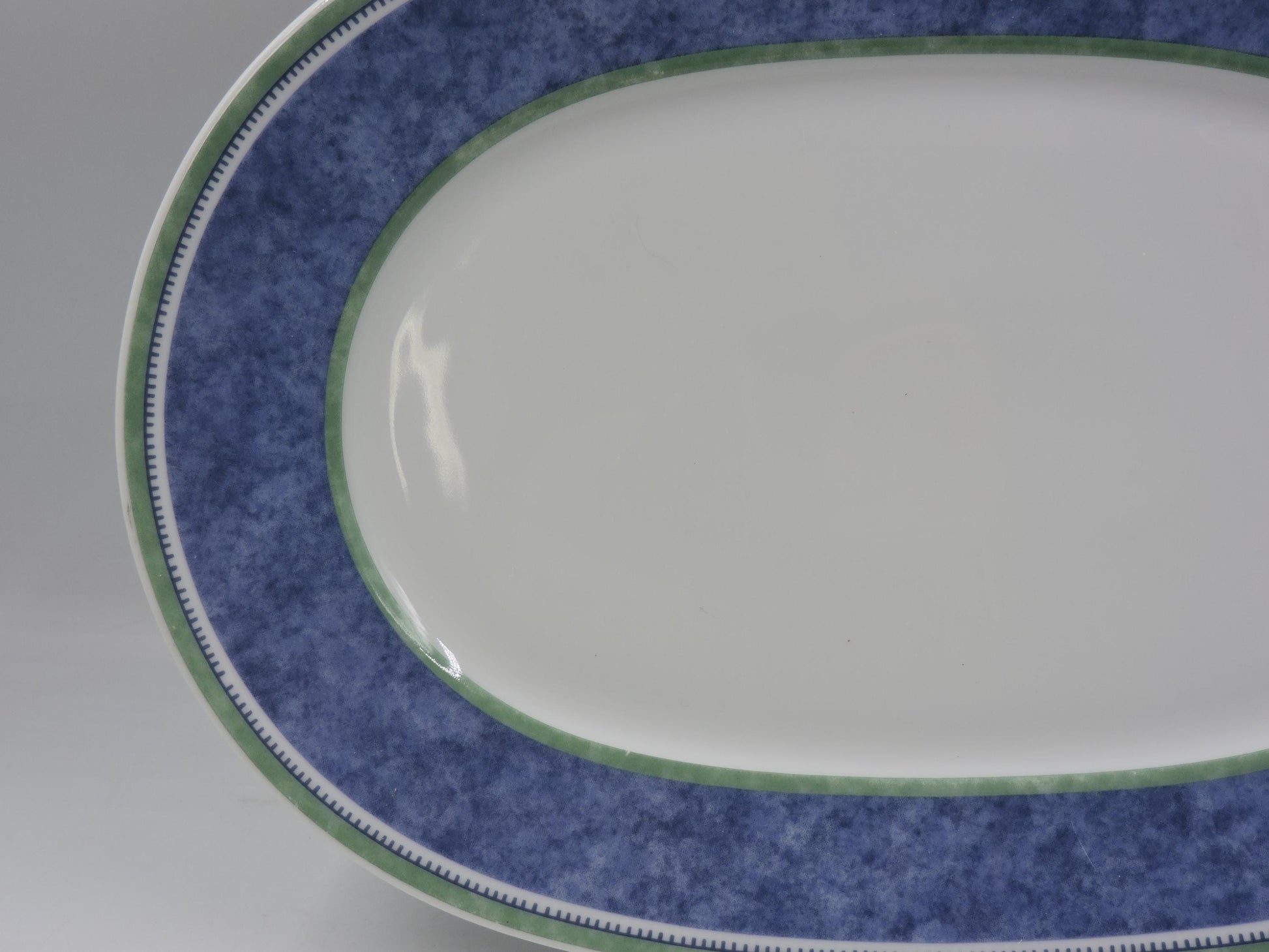 Villeroy & Boch Switch3 Oval Platter