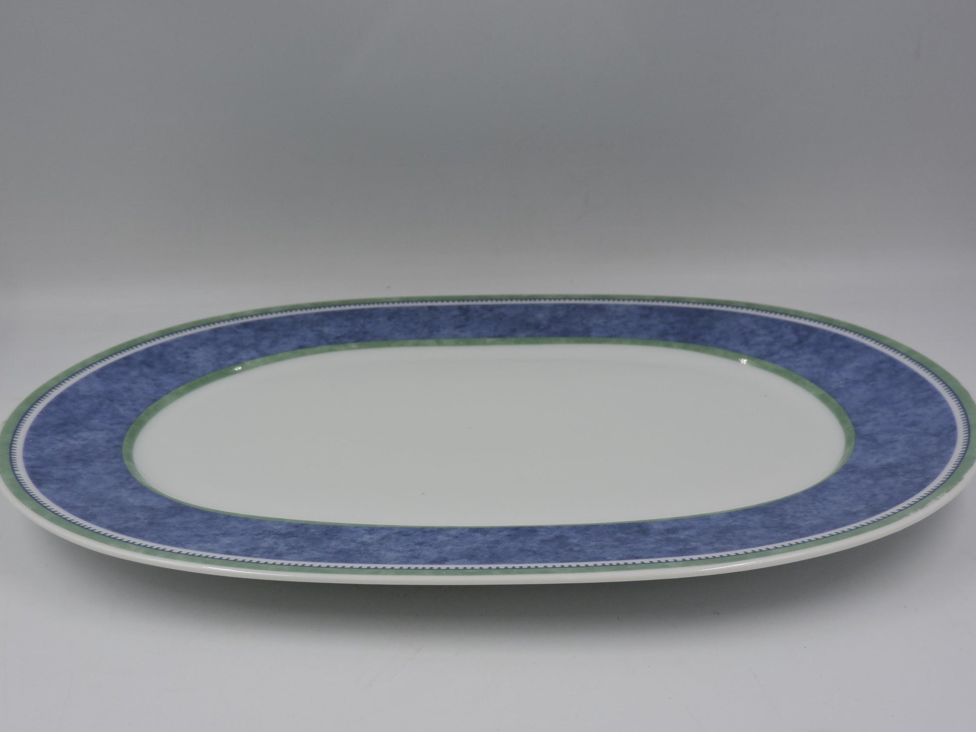 Villeroy & Boch Switch3 Oval Platter