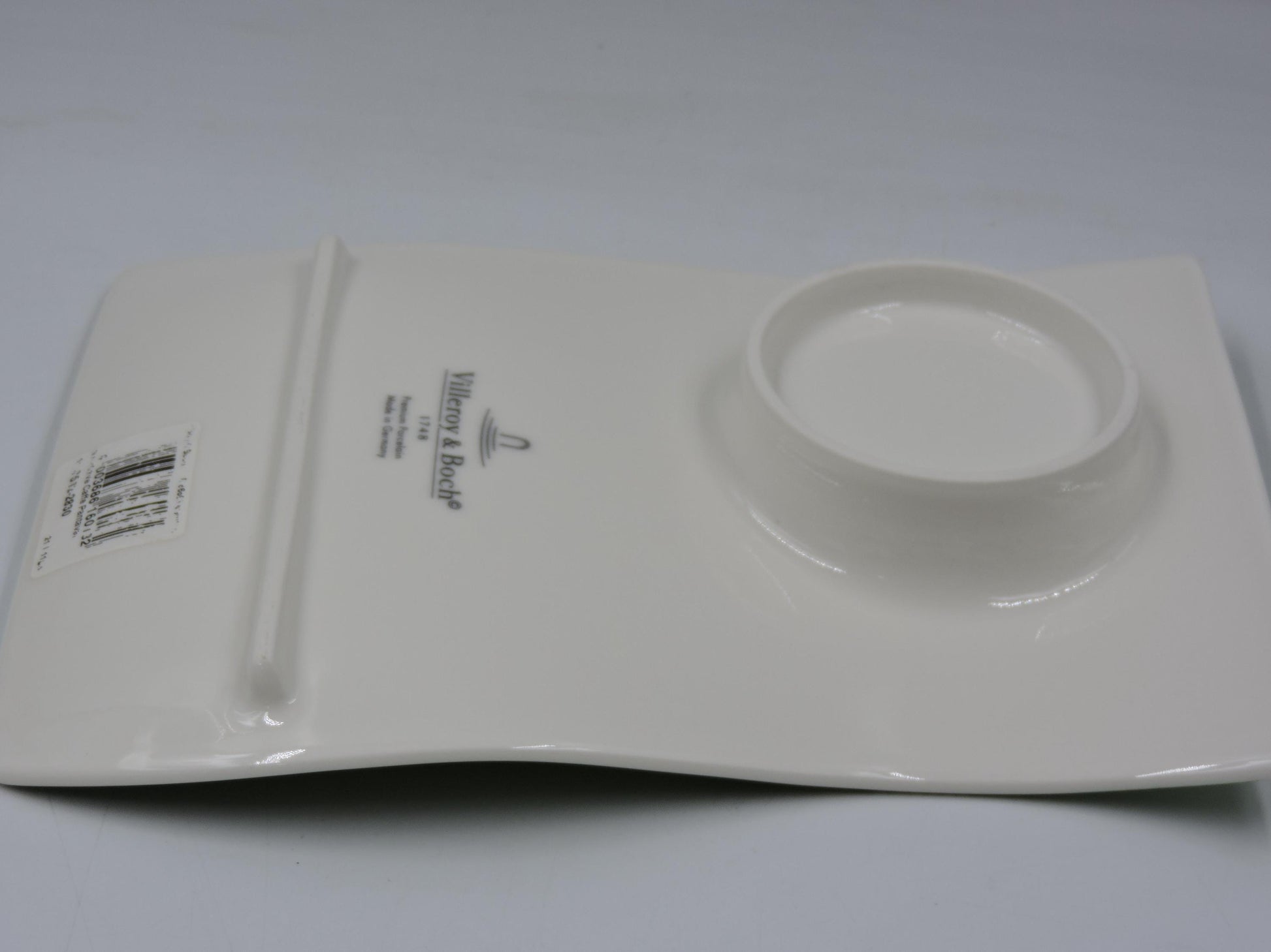 Villeroy & Boch New Wave Caffe Pantaval 8 7/8" Party Plate