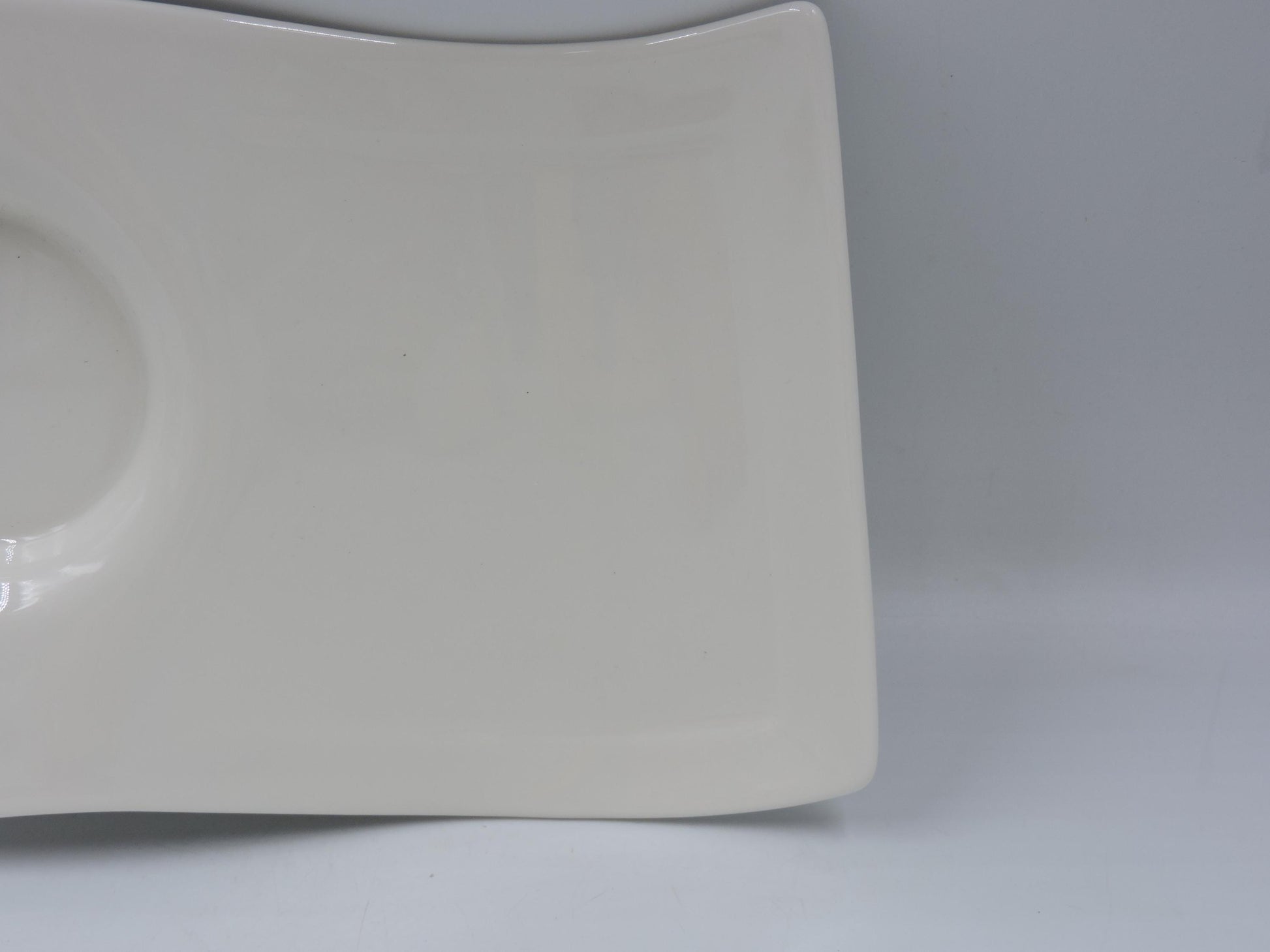 Villeroy & Boch New Wave Cafe Large 8 7/8" Party Plate