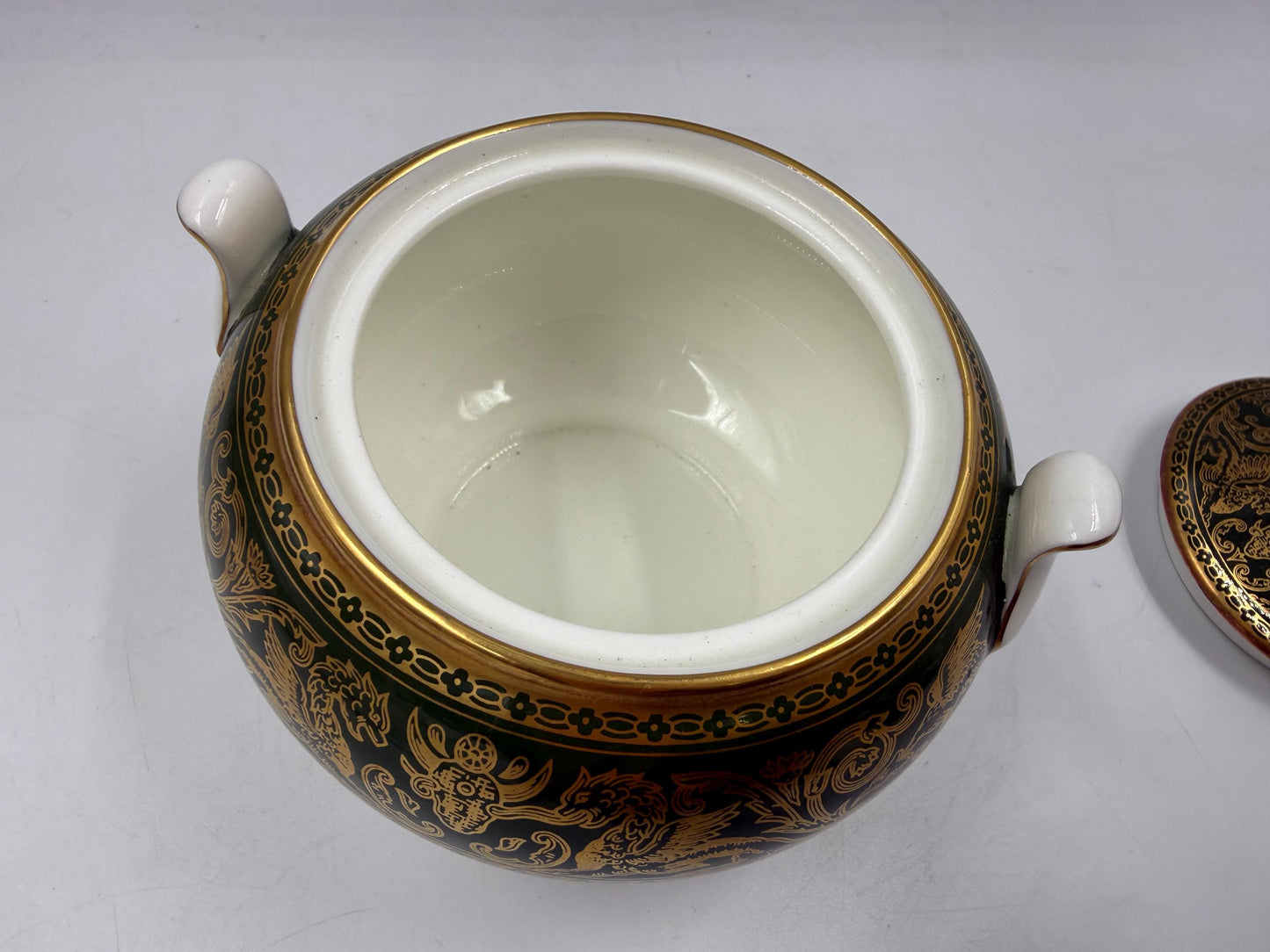 Wedgwood Florentine Green Gold W4170 Sugar Bowl