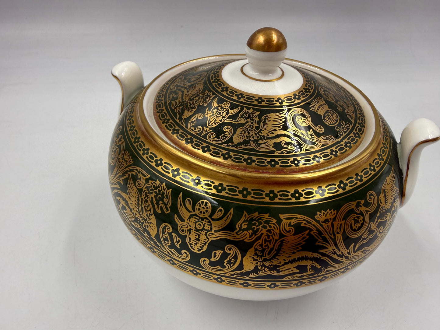 Wedgwood Florentine Green Gold W4170 Sugar Bowl