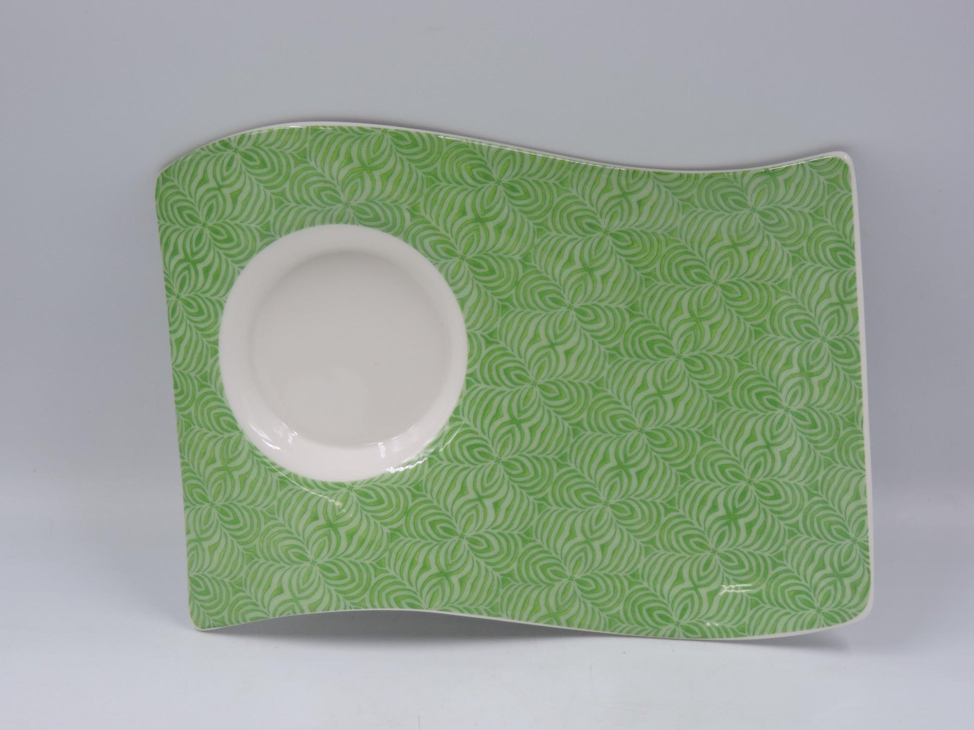 Villeroy & Boch New Wave Caffe Pantaval 8 7/8" Party Plate