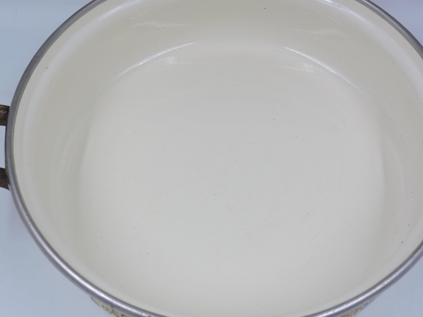 Villeroy & Boch vintage enamel casserole pot