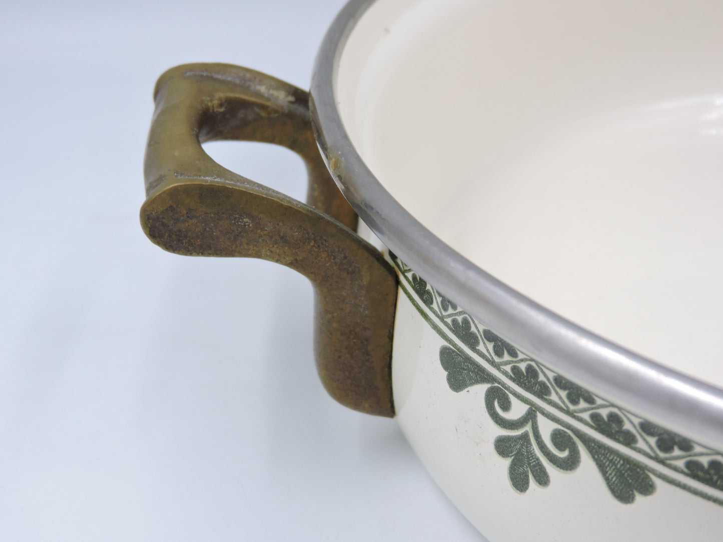 Villeroy & Boch vintage enamel casserole pot