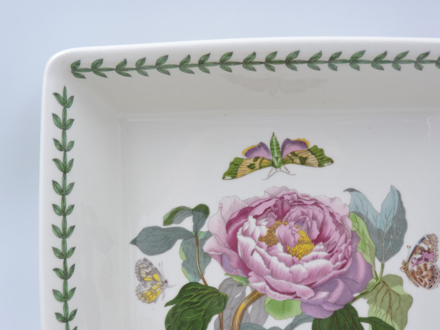 Portmeirion Botanic Garden Square Baker (Old Stamp)