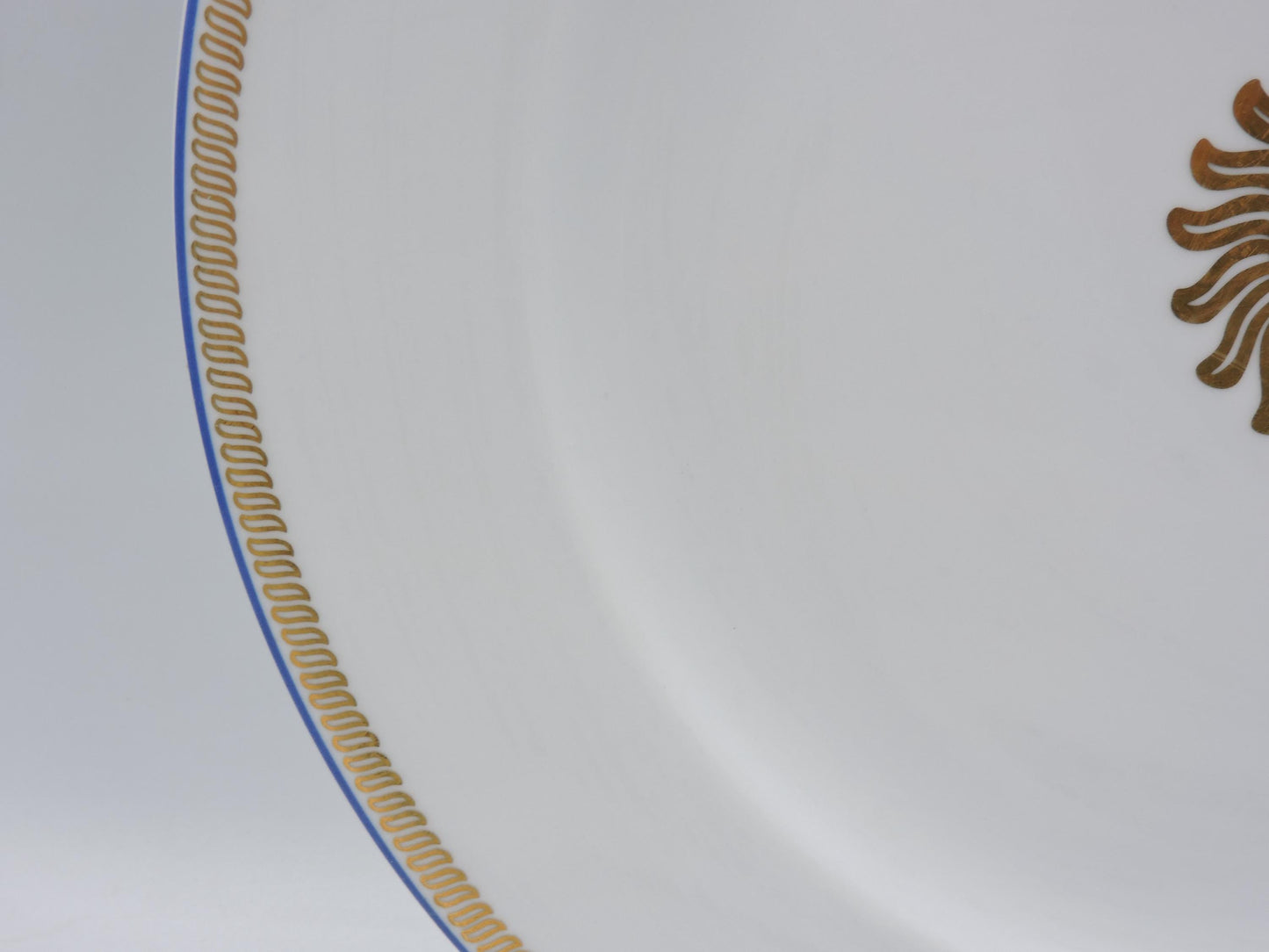 Bernardaud Limoges Royale Gold Sunburst Dinner Plate
