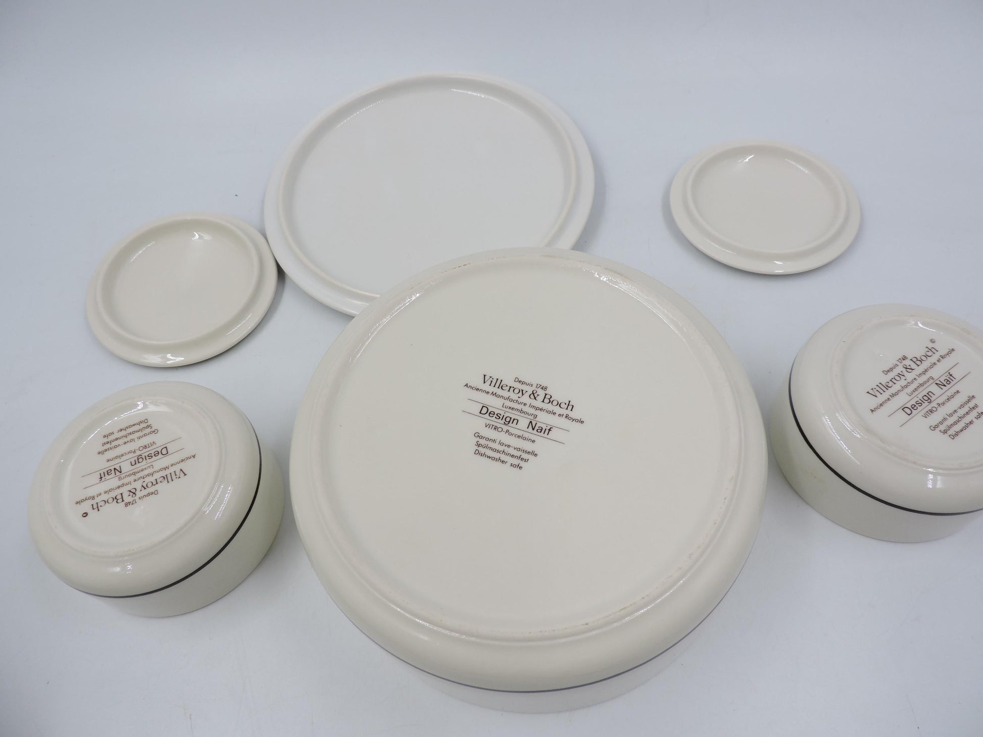 Villeroy and Boch Naif Bowl with Lid set of 3