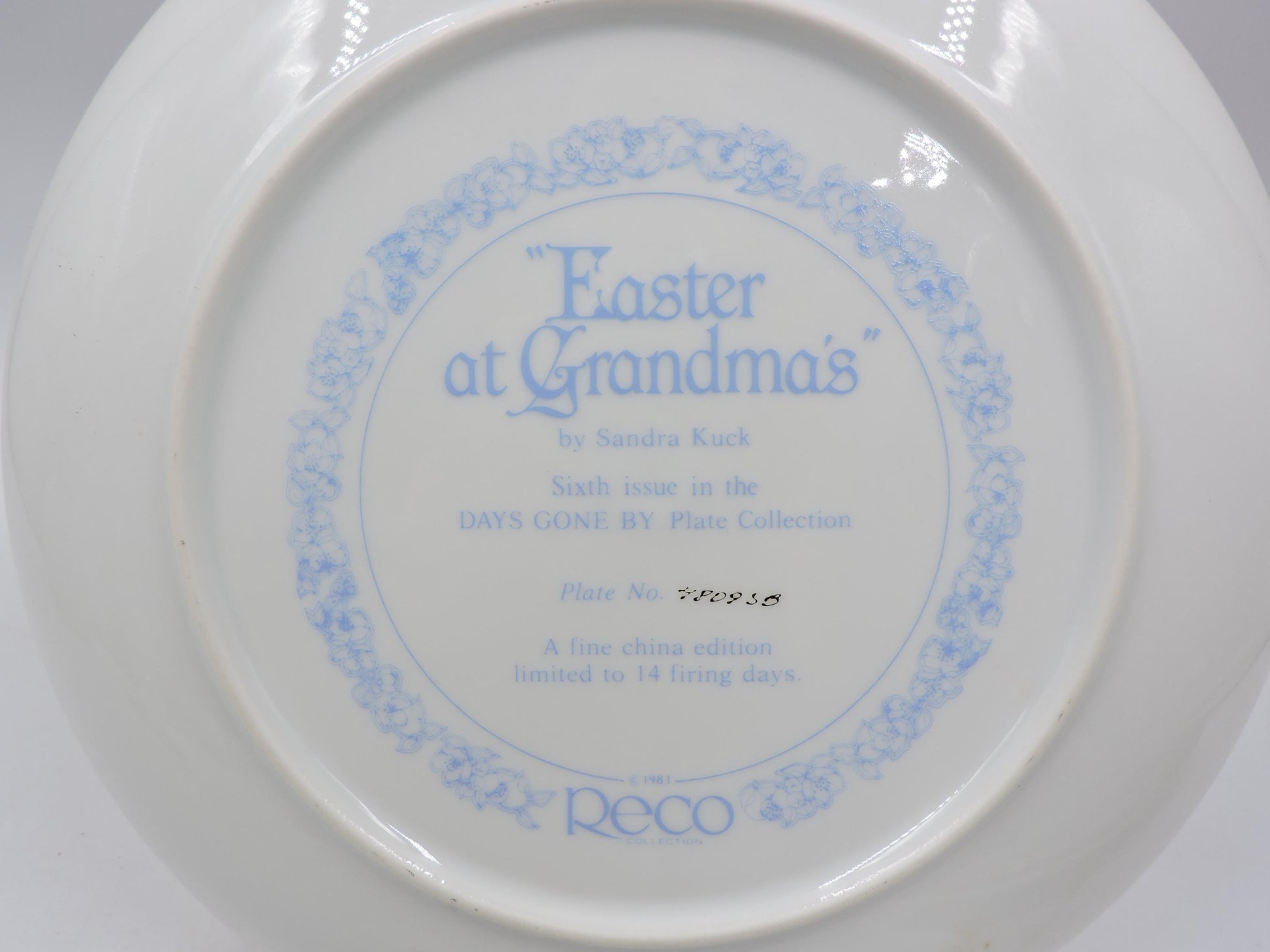 Sandra Kuck "Easter at grandma's" wall deco plate