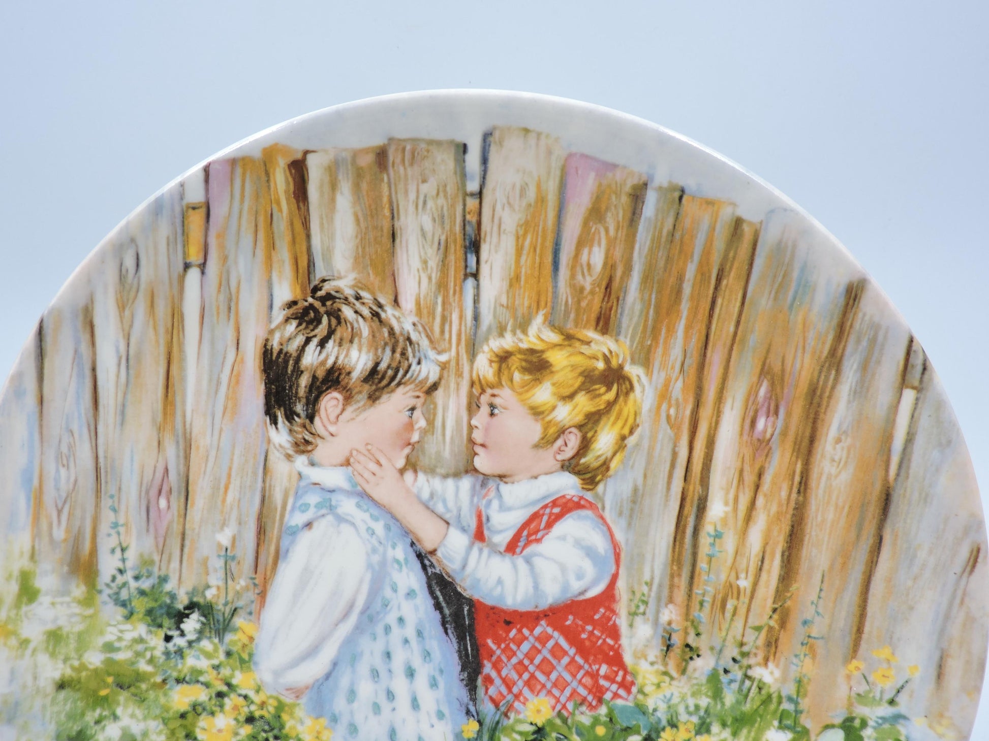 Wedgwood "Be my friend" wall deco plate