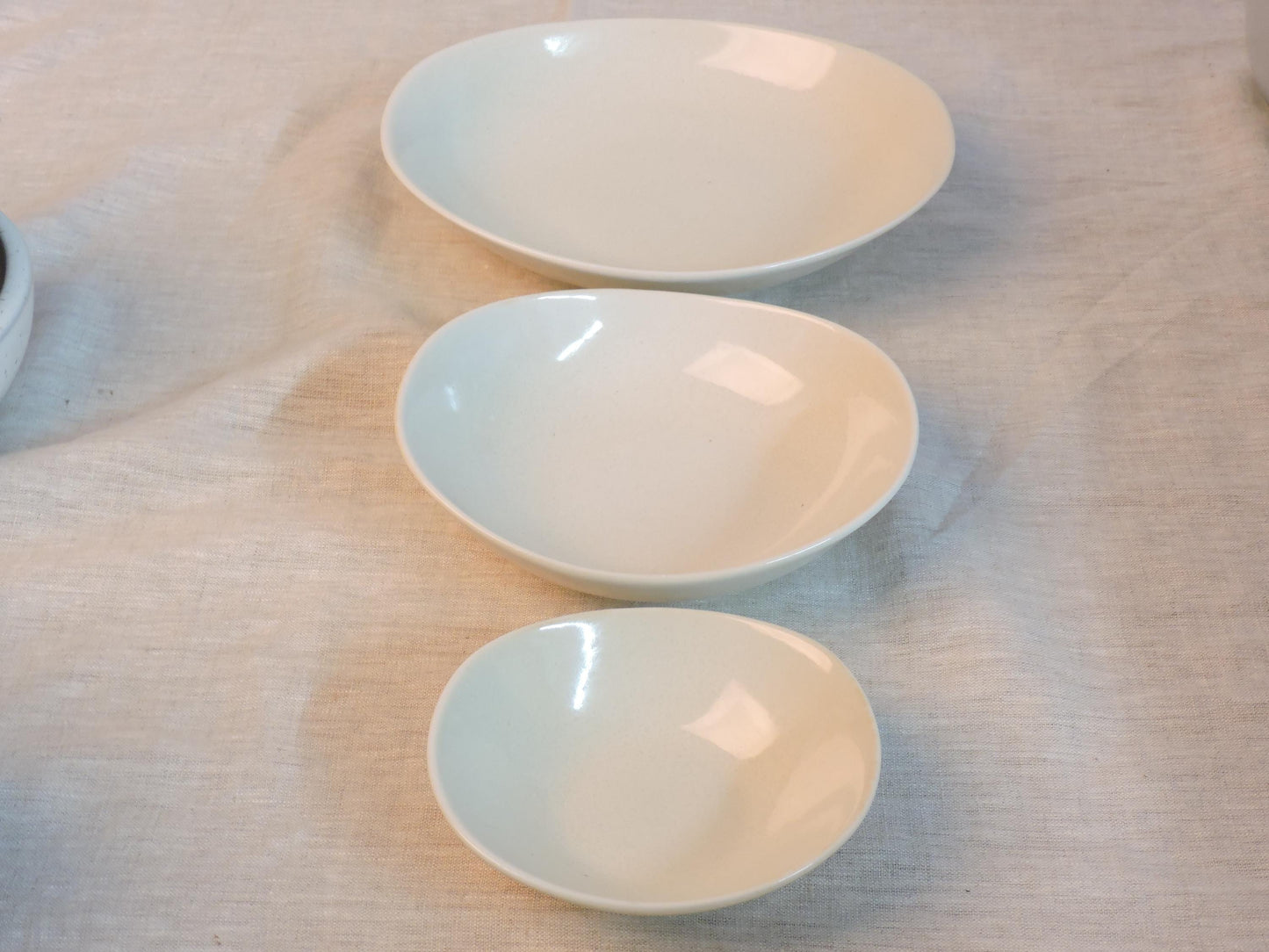 Lacole Ceramic Nesting Bowls, Set of 3