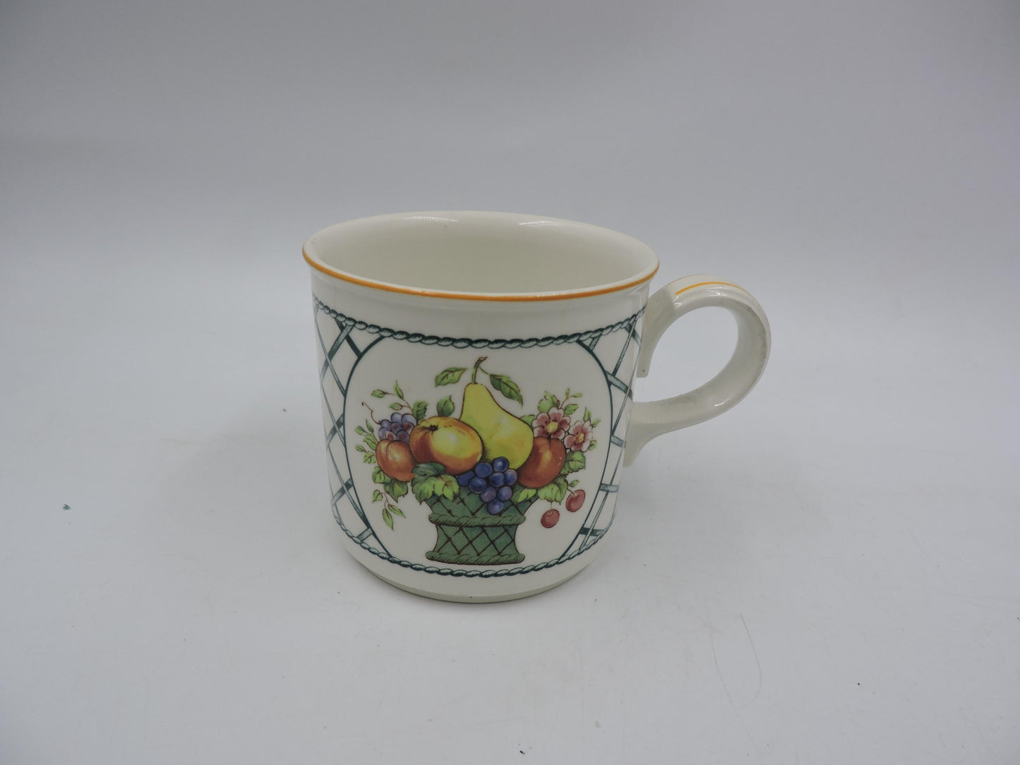 Villeroy and Boch Flow Tea Cup, Portmeirion Goblet, Villeroy Boch Boston Bowl,Basket Tea Cup