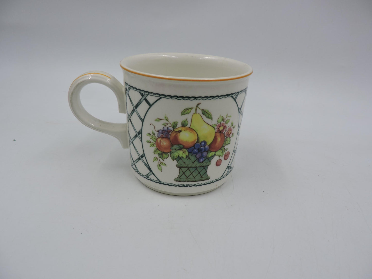 Villeroy and Boch Flow Tea Cup, Portmeirion Goblet, Villeroy Boch Boston Bowl,Basket Tea Cup