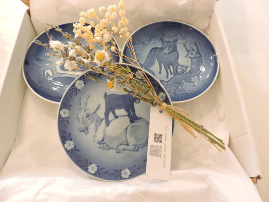 Bing & Grondahl Royal Copenhagen Denmark Plate Set of 3