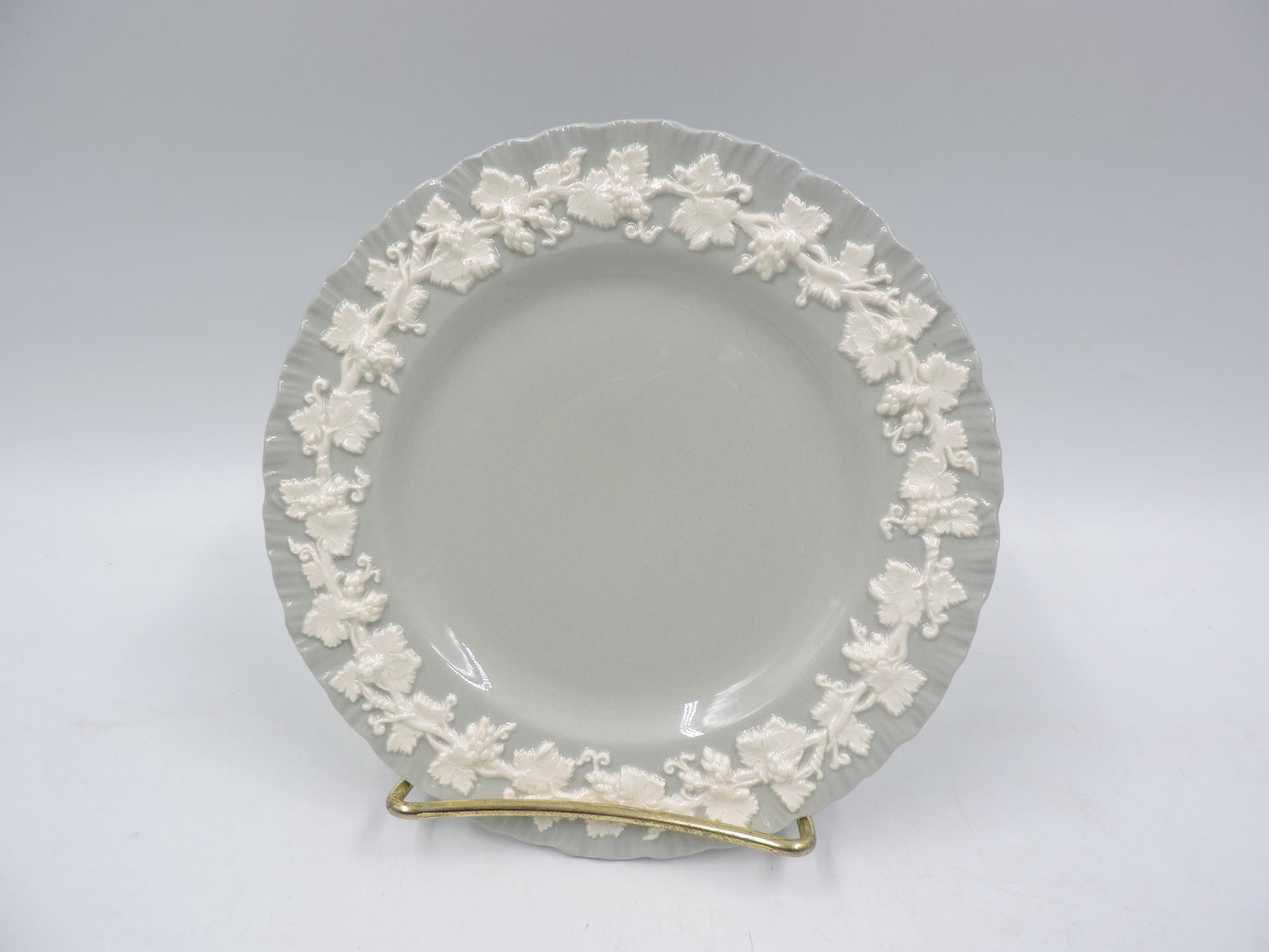 Wedgwood Queens ware Grey Shell Edge Bread Plate set of 4