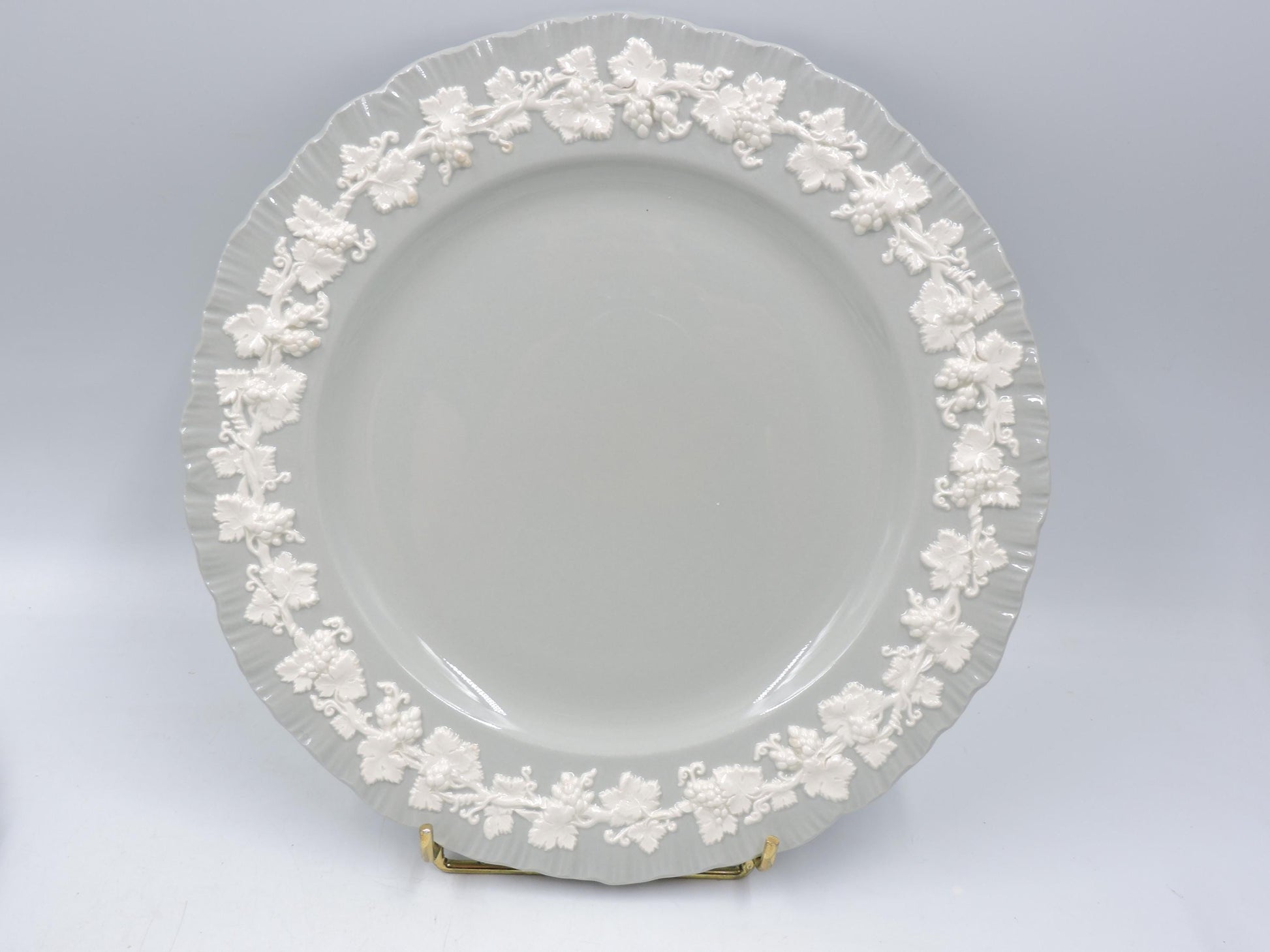 Wedgwood Queensware Shell Edge Dinner Plates Set of 4