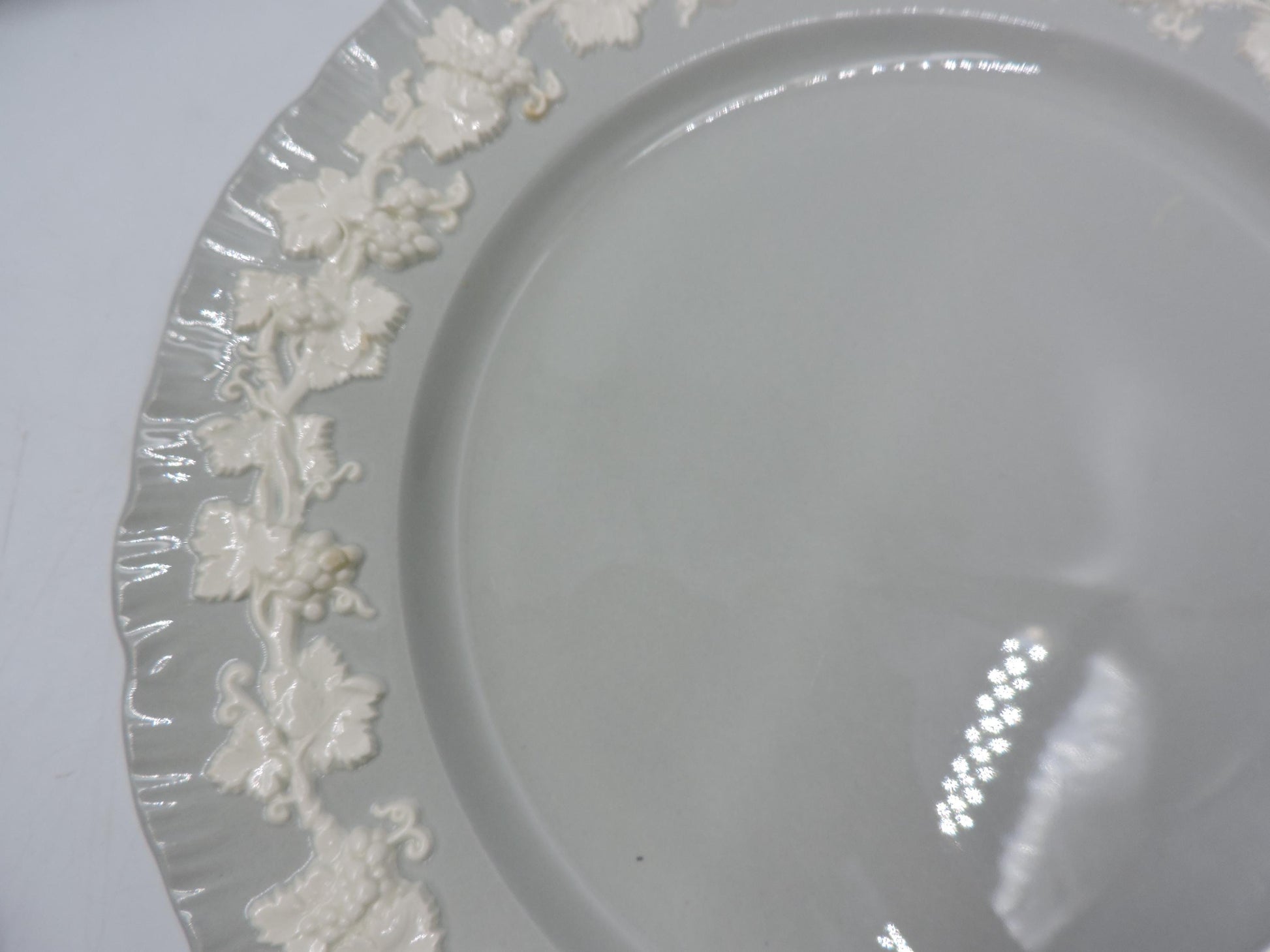 Wedgwood Queensware Shell Edge Dinner Plates Set of 4