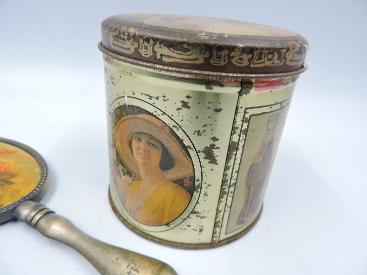 Coca Cola Vintage Tin Box & Pocket Mirror