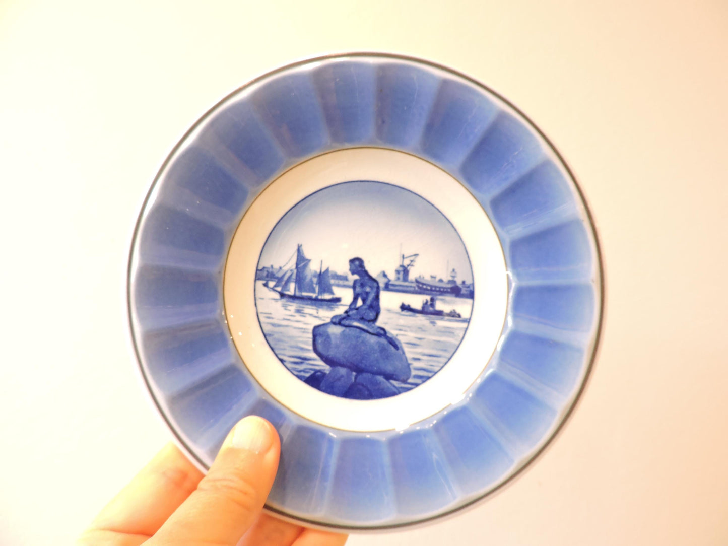 Bing & Grøndahl Vintage Commemorative Plate Set (2pc)
