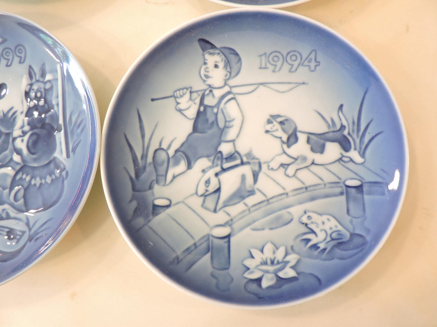 Bing & Grøndahl Vintage Commemorative Plate Set (2pc)