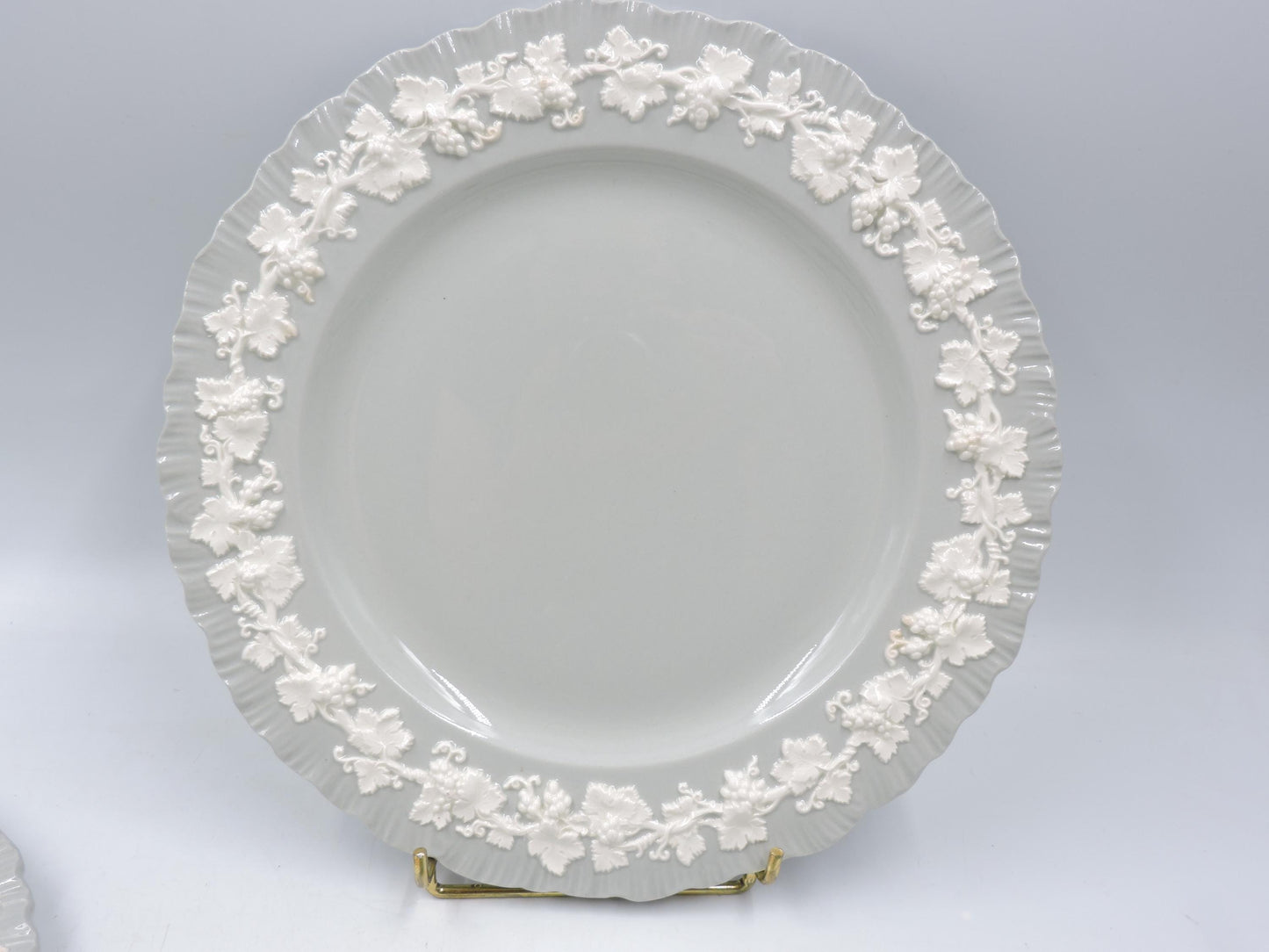 Wedgwood Queensware Shell Edge Dinner Plates Set of 4