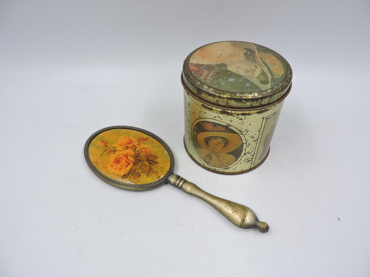 Coca Cola Vintage Tin Box & Pocket Mirror